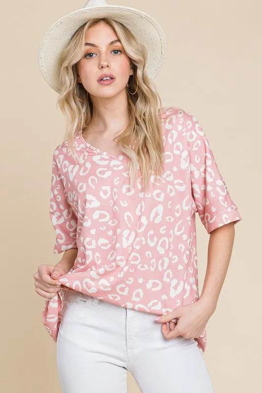 BOMBOM Women's Loose Fit Animal Print Soft Knit T-Shirt - Casual Long Sleeve Blouse for Fall/Winter, Perfect for Office, Date Night and Weekend Outfits