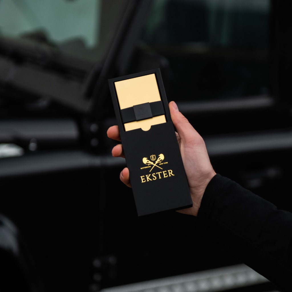 18K Gold Luxury Card Holder - Slim RFID Blocking Credit Card Wallet for Men & Women - Perfect for Business, Travel, and Everyday Use