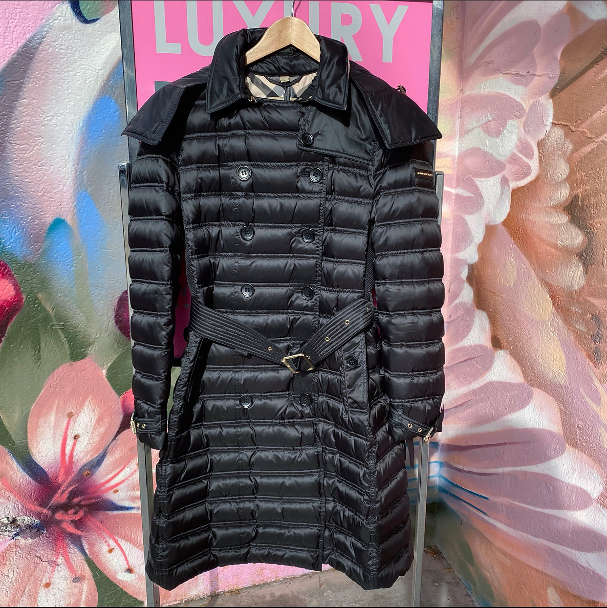 Burberry Black Down Chesterford Puffer Coat with Hood - Women's Winter Jacket, Size M (US 6/8) | Waterproof Warm Parka for Cold Weather, Outdoor Activities & Fashion Streetwear