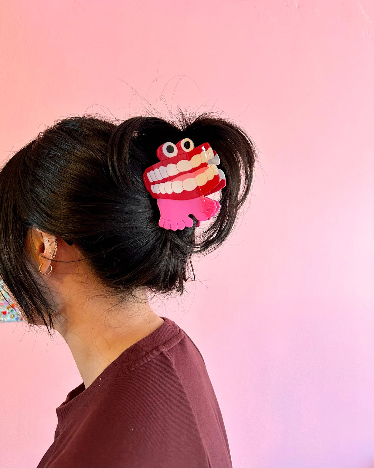 Chattering Teeth Hair Claw Clip - Fun Novelty Hair Accessory for Parties, Halloween Costumes & Gag Gifts