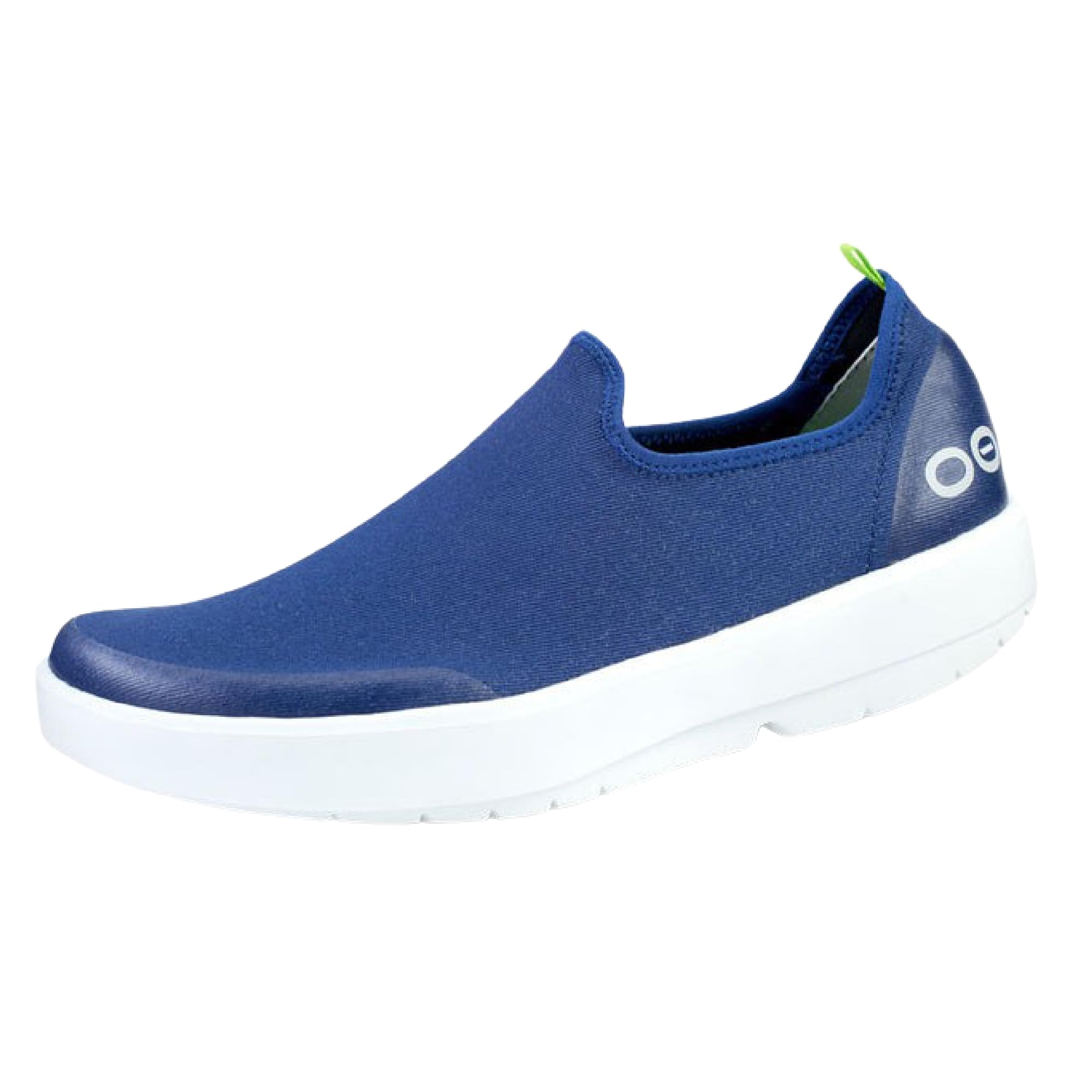 OOFOS OOmg eeZee Low Recovery Shoe for Women - Lightweight Comfort Footwear in White & Navy (Size 7.5) - Reduces Foot, Joint & Back Pain - Machine Washable - Perfect for Post-Workout, Travel & Everyday Comfort