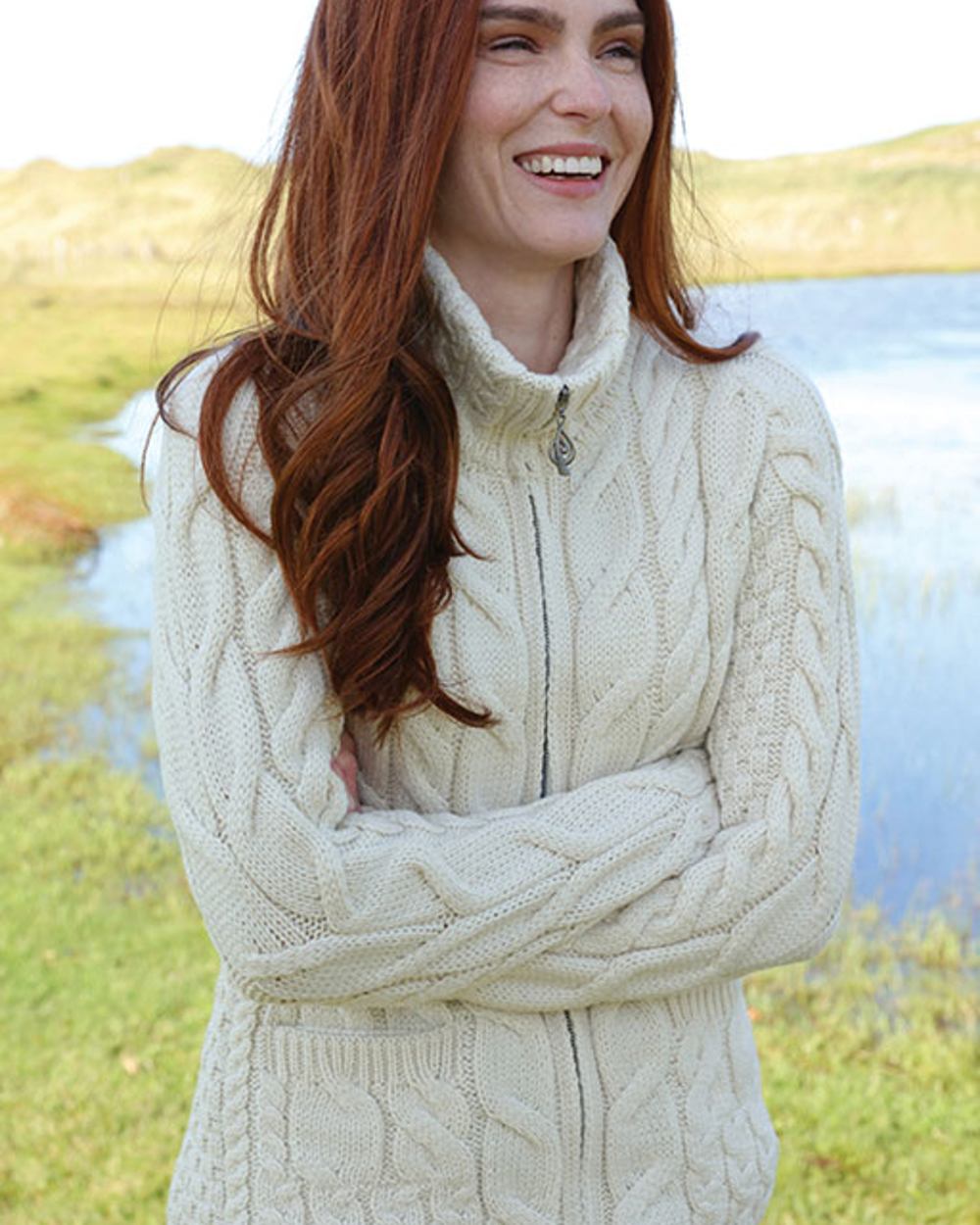 Premium Aran Merino Wool Full Zip Cardigan for Women - Soft & Warm Winter Sweater - Perfect for Outdoor Activities, Office Wear & Casual Outfits