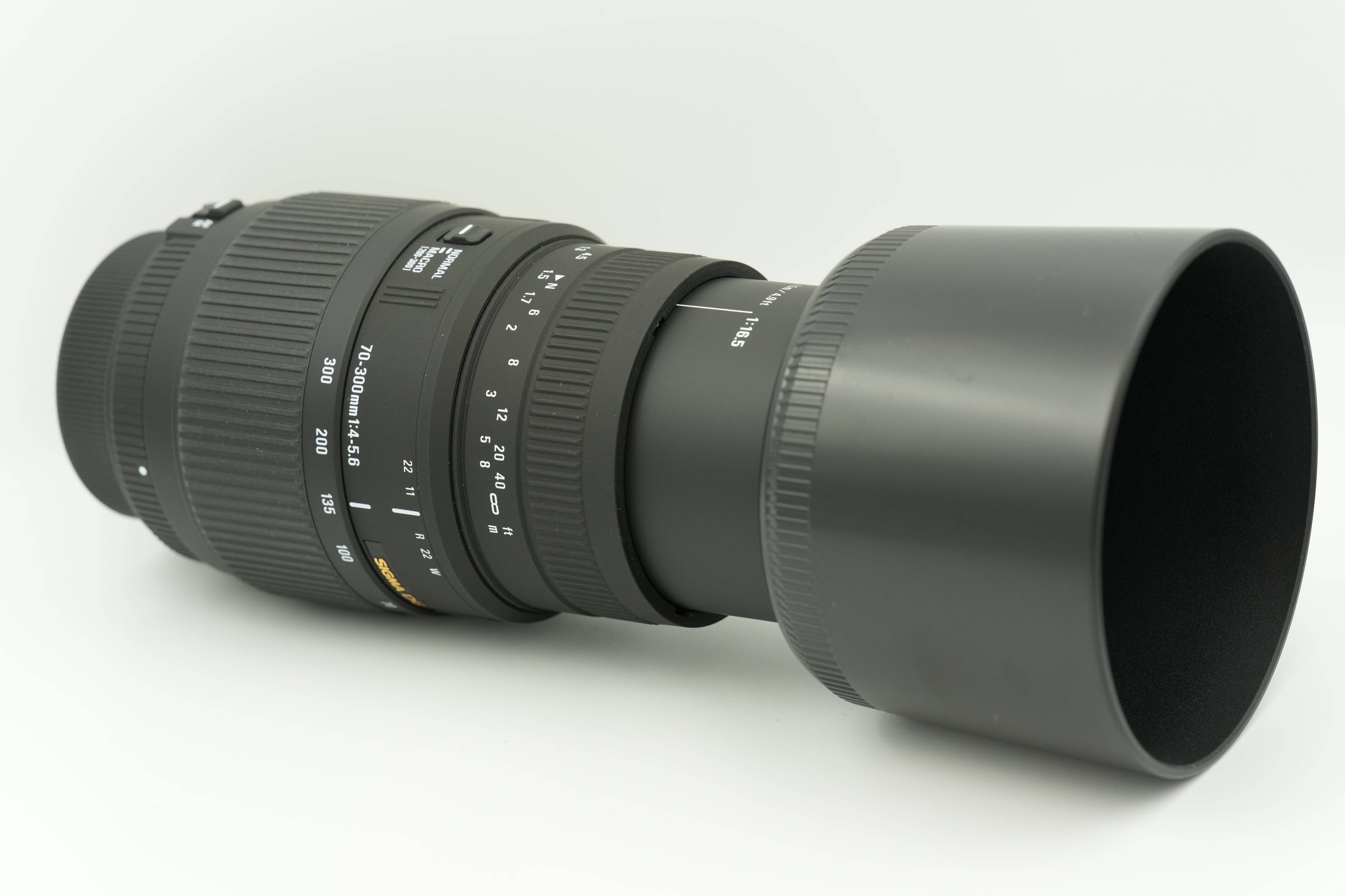Used Sigma 70-300mm f/4-5.6 DG Macro Telephoto Zoom Lens for Nikon F Mount DSLR Cameras - Perfect for Wildlife, Sports & Nature Photography