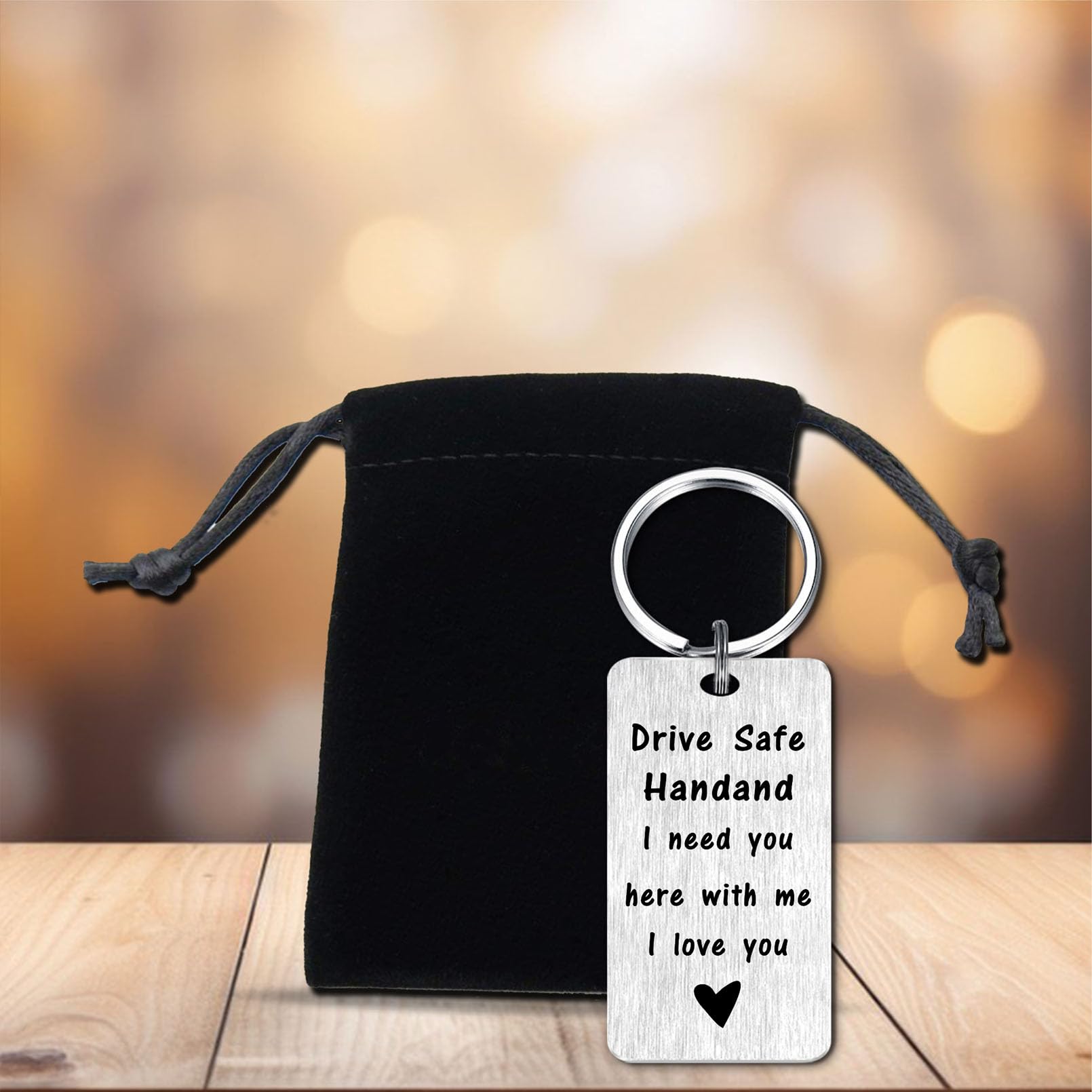 CPLJW Romantic Soulmate Keychain - Anniversary, Valentine's & Wedding Gift for Couples - Perfect Birthday Present for Husband, Wife, Boyfriend or Girlfriend - Ideal for Love Tokens, Proposal Surprises & Special Occasions