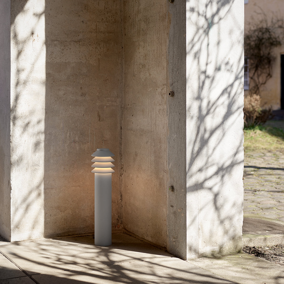 Bysted Outdoor Garden Bollard Light - Durable Solar LED Landscape Lighting for Pathways, Driveways, and Yards | Perfect for Home, Patio, and Commercial Use