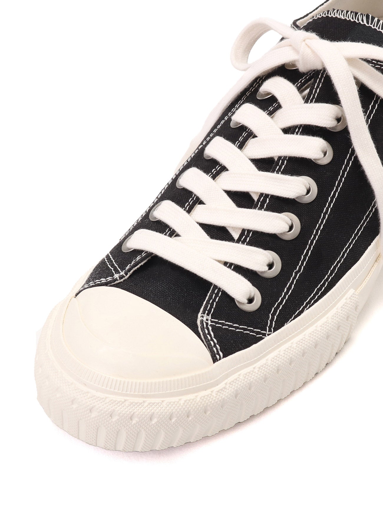 **Comfortable Cotton Canvas Low Top Sneakers for Men & Women - Lightweight Casual Shoes for Walking, Running & Everyday Wear**