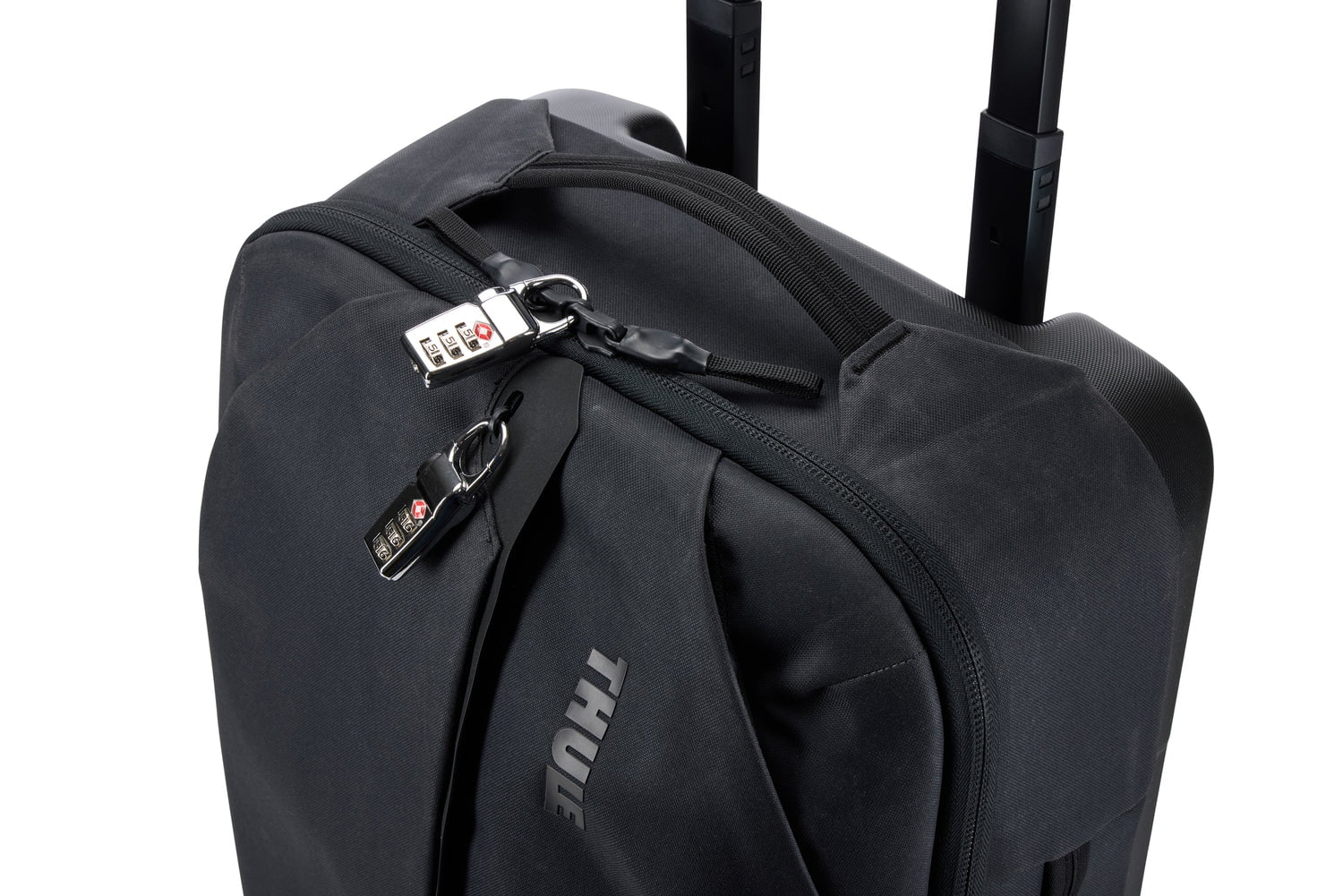 Thule Aion Carry On Spinner Luggage - Black | Lightweight Expandable Suitcase for Travel, Business & Weekend Trips | Durable Hardshell Luggage with 360° Spinner Wheels