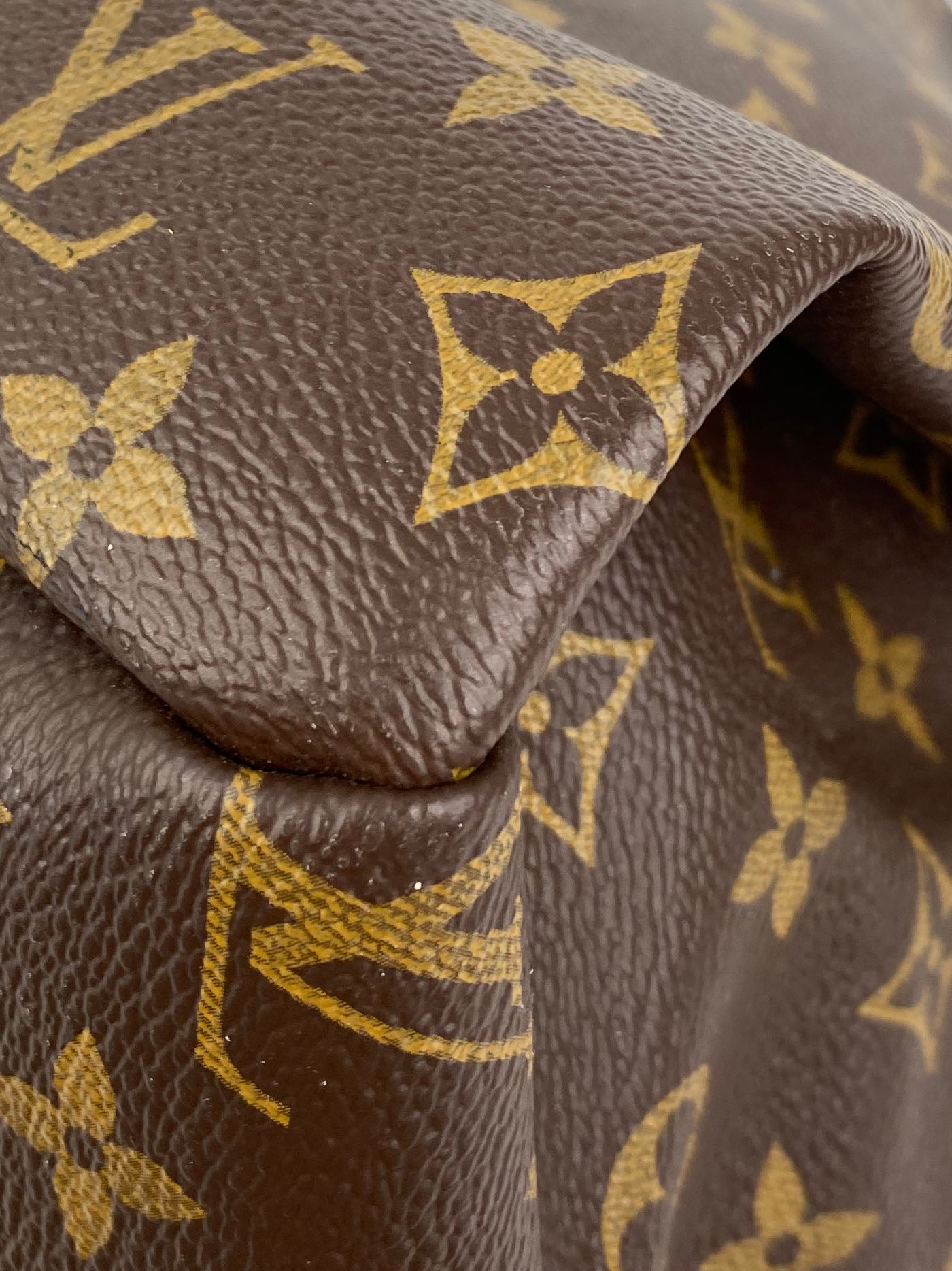 Authentic Louis Vuitton Monogram Artsy MM Handbag - Luxury Shoulder Bag for Women | Perfect for Work, Travel & Everyday Use
