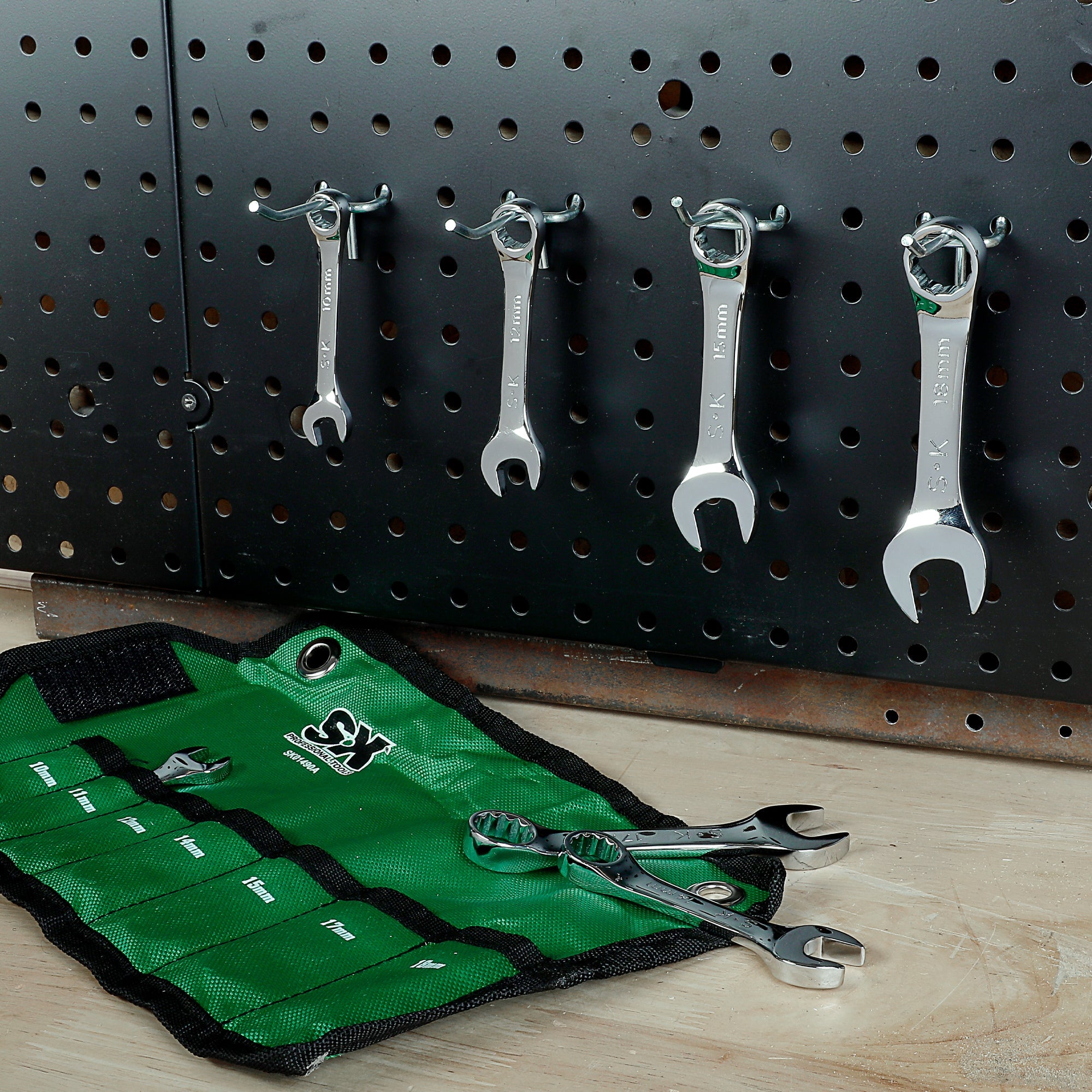 7-Piece 12-Point Metric Short Combination SuperKrome Wrench Set - Perfect for Automotive Repair, Machinery Maintenance & DIY Projects