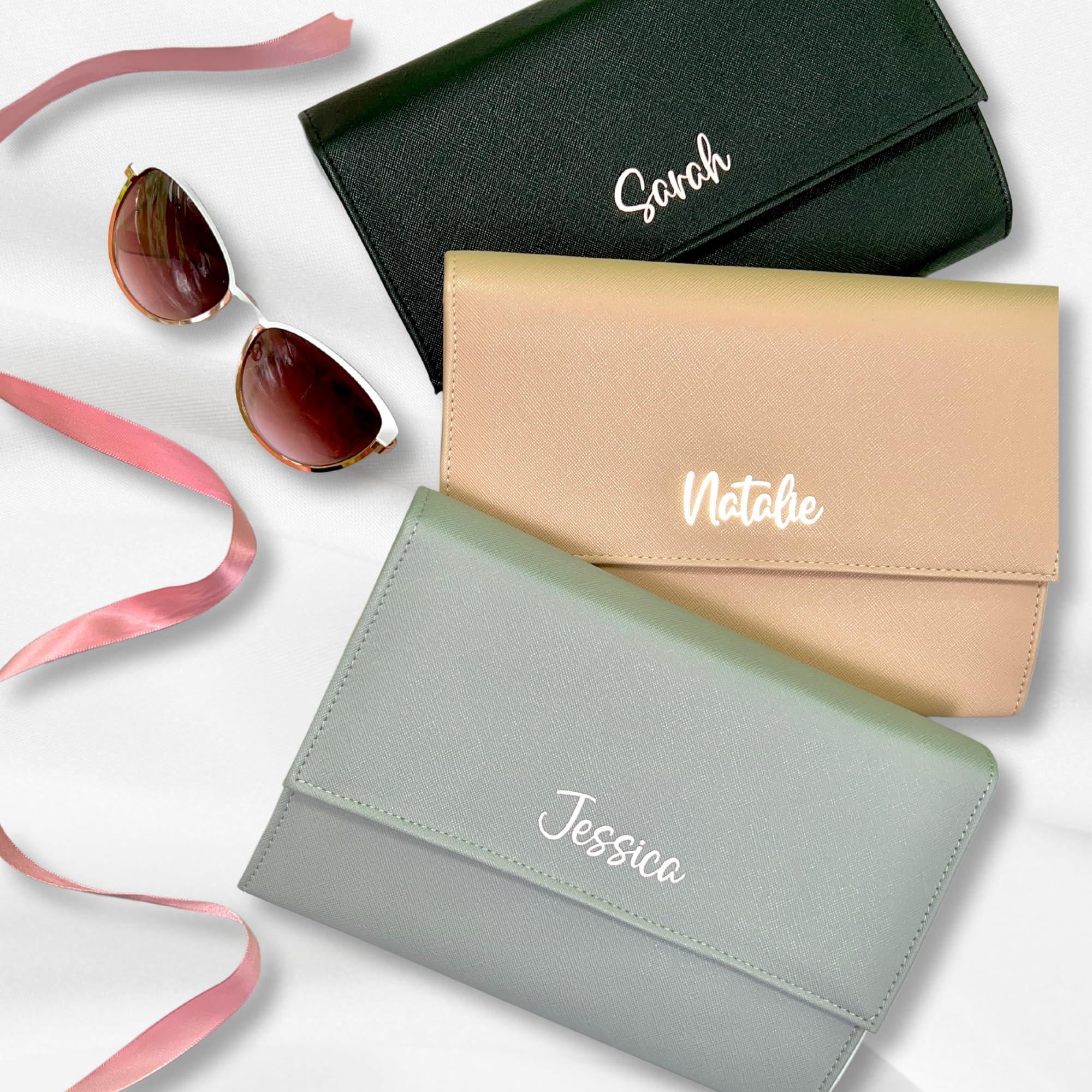 Personalized Monogram Travel Jewelry Case - Custom Initial Jewelry Organizer Box for Women, Bridesmaid Proposal Gift, Birthday Gift for Mom - Perfect for Travel, Bridal Showers & Special Occasions