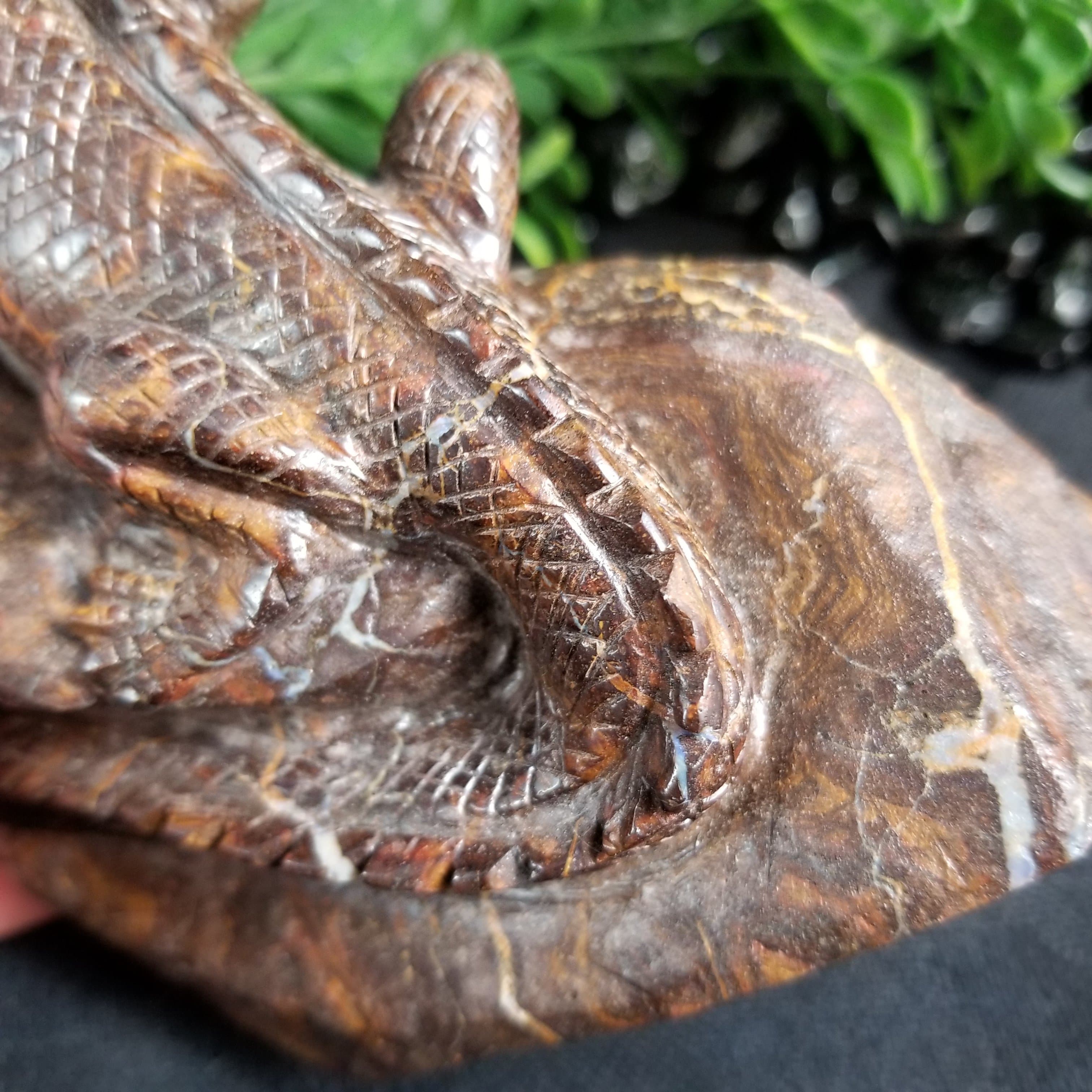Natural Boulder Opal Lizard Figurine (355g) - Handcrafted Gemstone Sculpture for Home Decor, Crystal Collection & Spiritual Healing