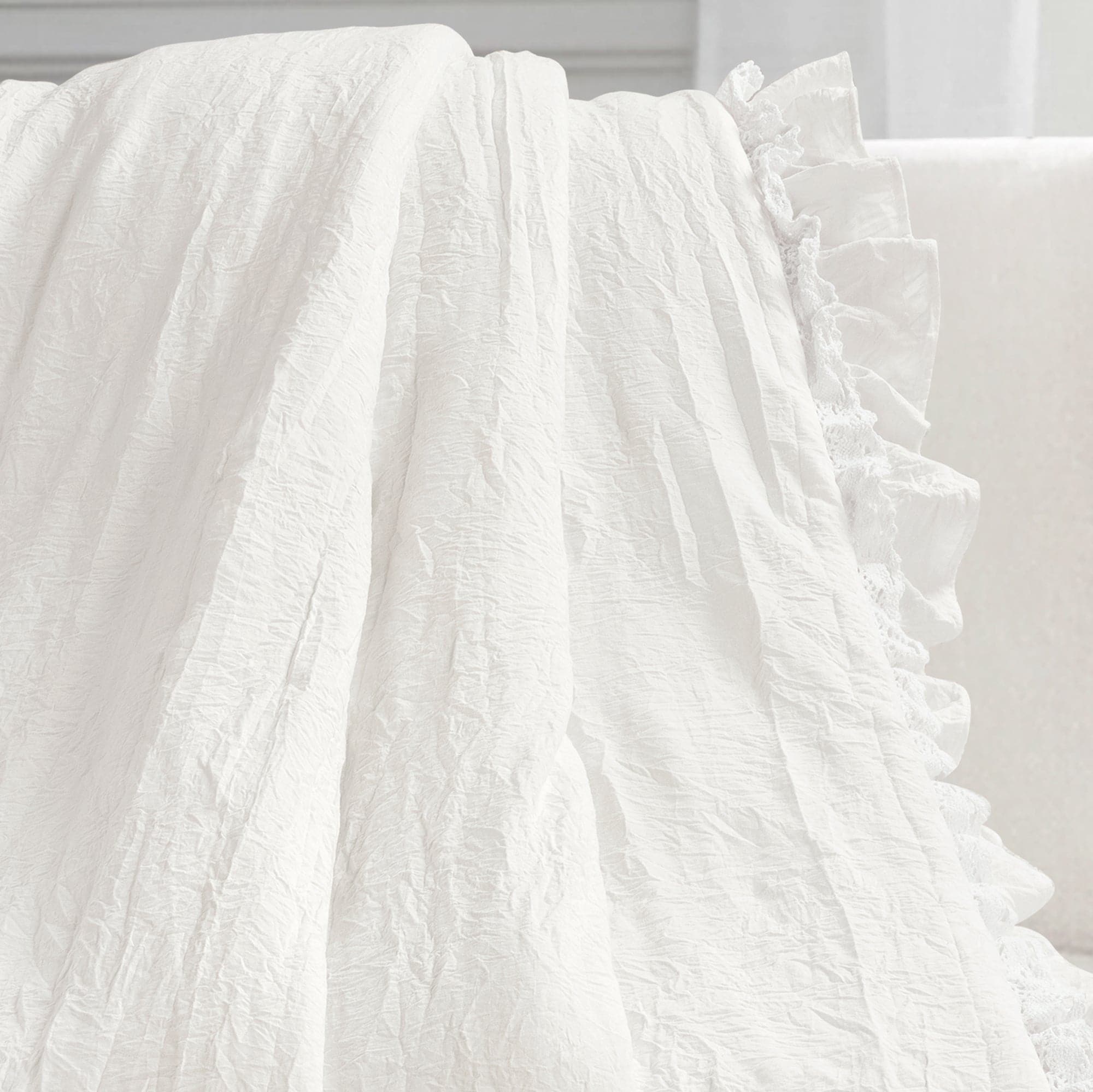 Ella Ruffle Lace Throw Blanket - Soft Decorative Knit Bedspread for Couch, Sofa & Bed - Perfect for Home Decor, Wedding Gift & Cozy Nights