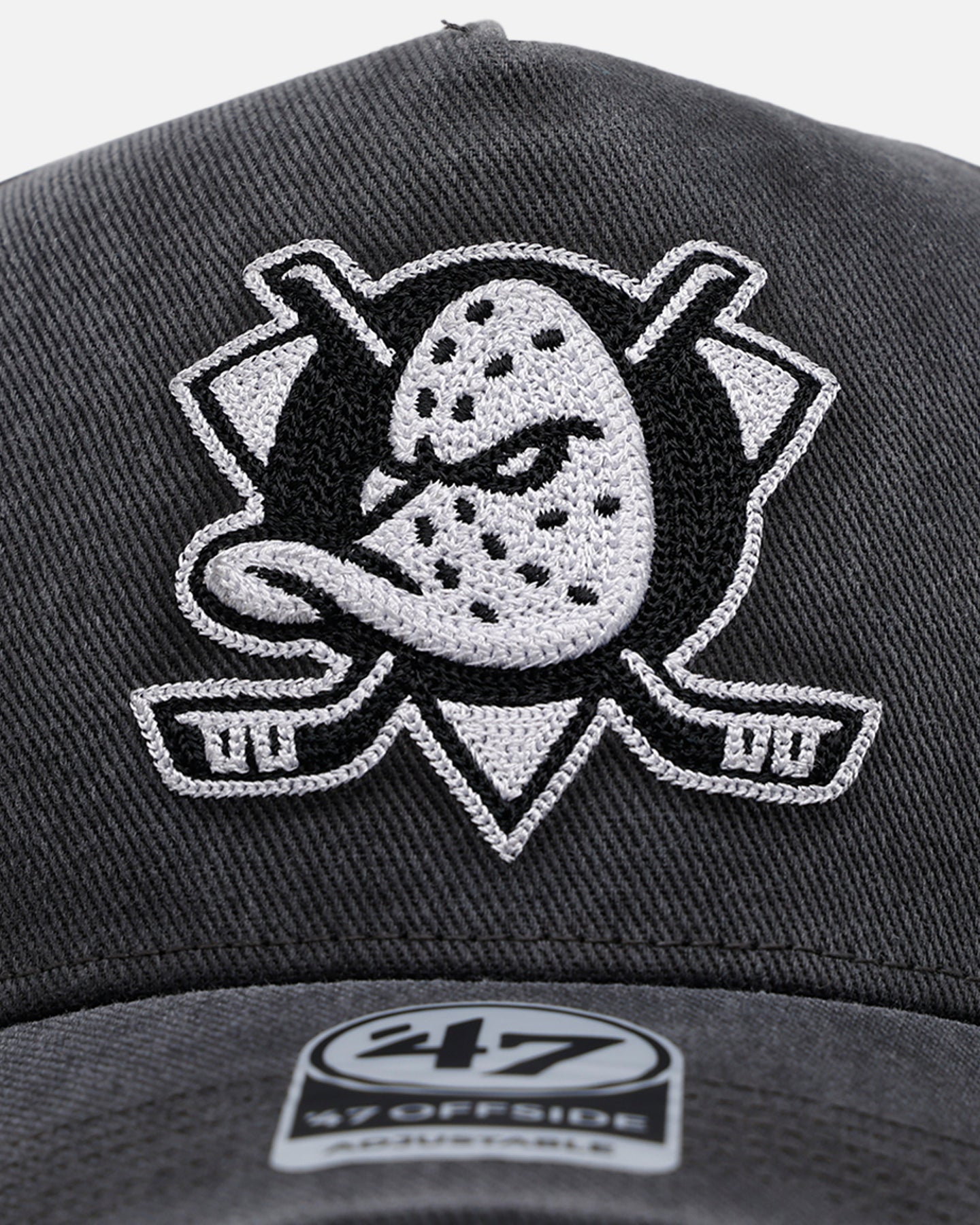 47 Brand Anaheim Ducks 'Washed Black' Snapback Hat - Official NHL Team Logo Adjustable Baseball Cap for Men & Women - Perfect for Game Day, Sports Events & Casual Wear