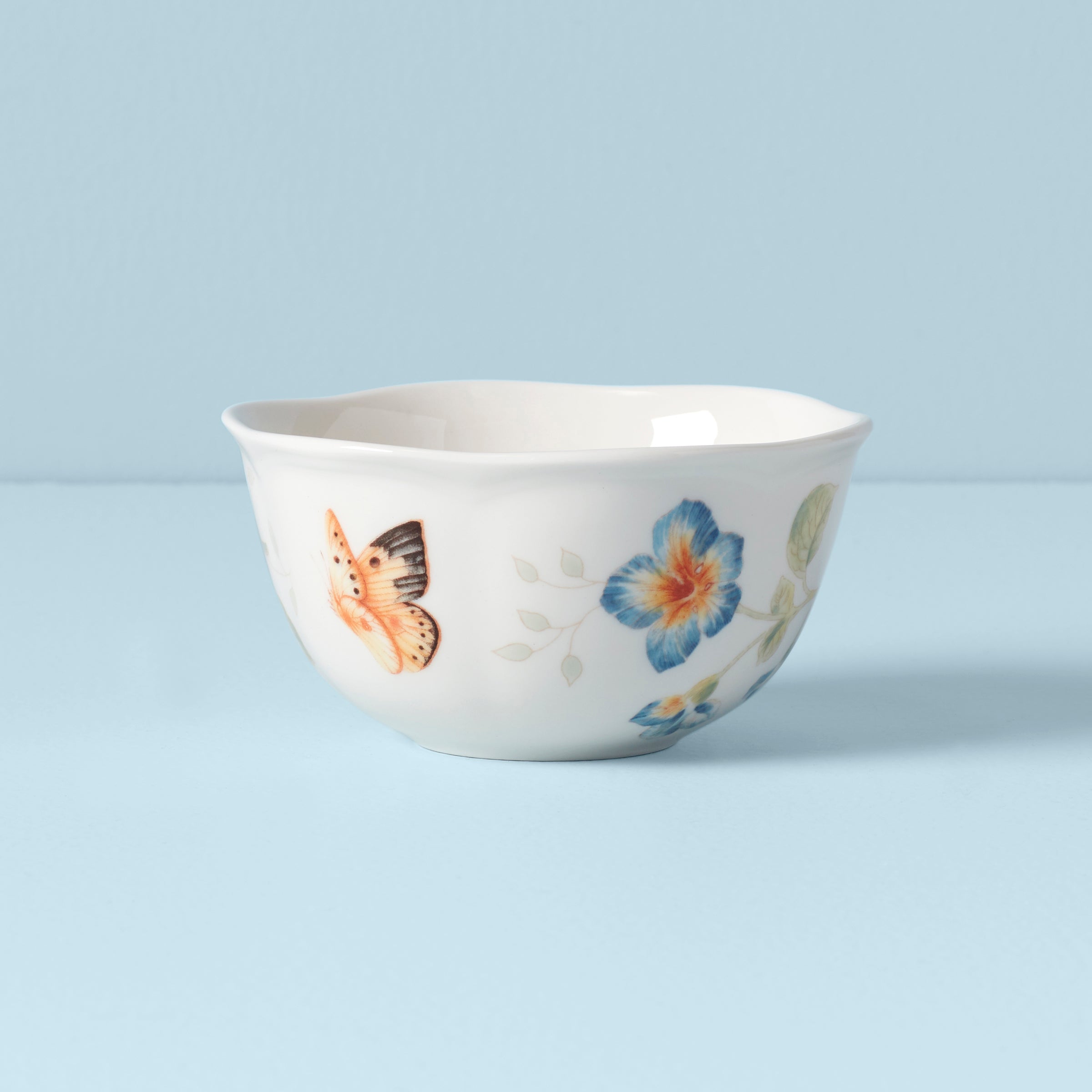 Butterfly Meadow Dessert Bowl Set - Elegant Floral Porcelain Bowls for Ice Cream, Pudding, Fruit Salad - Perfect for Parties, Tea Time & Home Decor