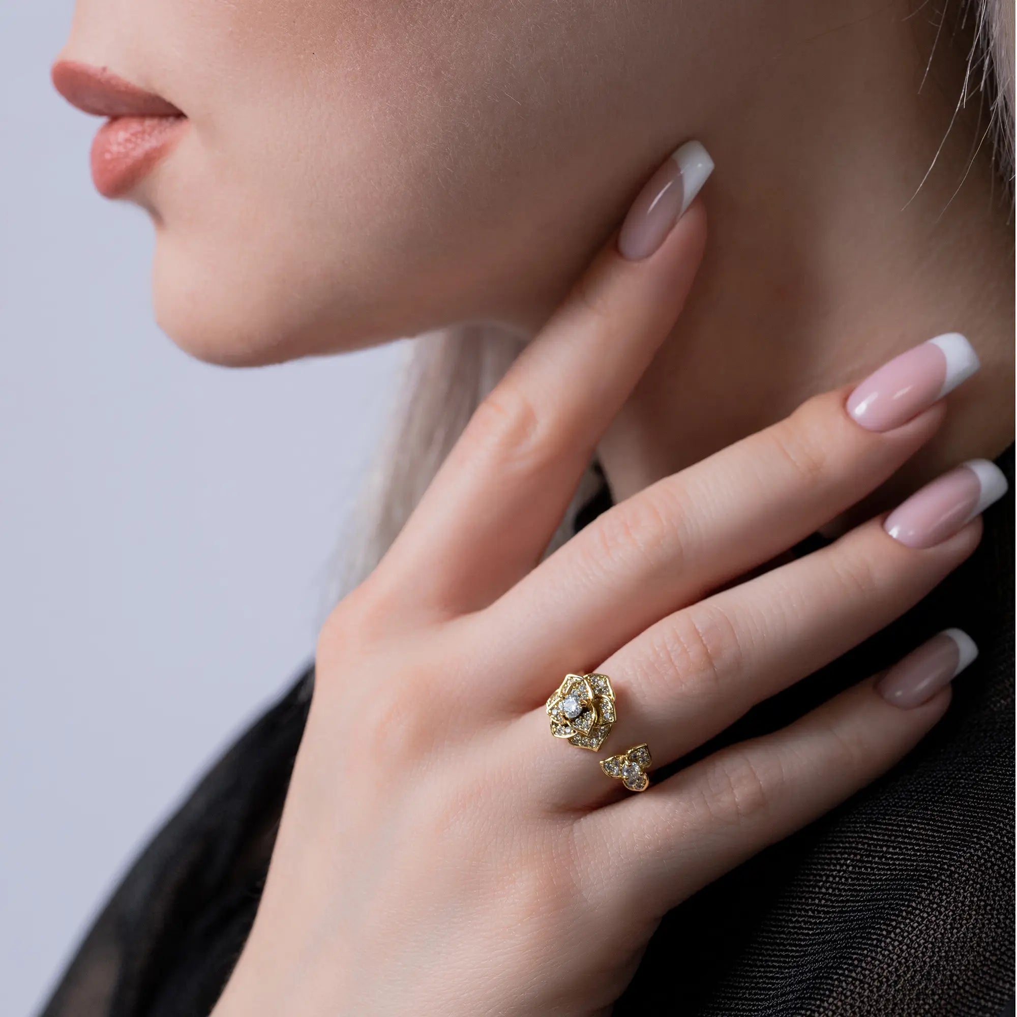 14K Gold Flower Ring for Women - Elegant Floral Jewelry Gift for Birthday, Anniversary & Valentine's Day