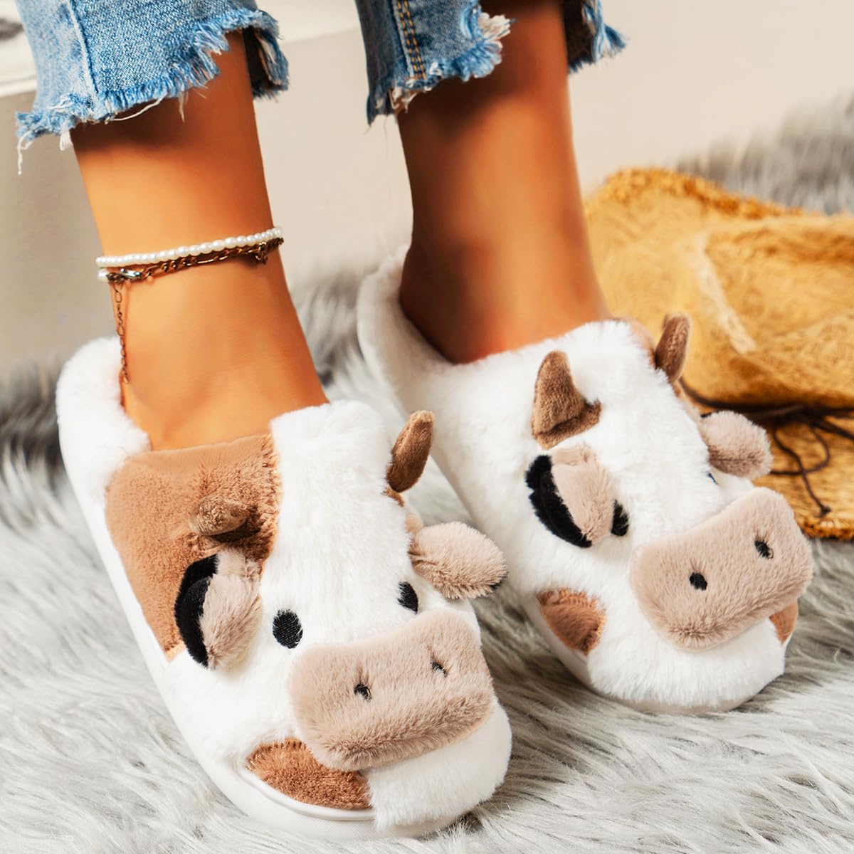 Women's Cute Cow Slippers - Warm Winter Animal House Shoes with Fluffy Soft Fur | Perfect for Indoor Comfort, Gifts & Kawaii Homewear