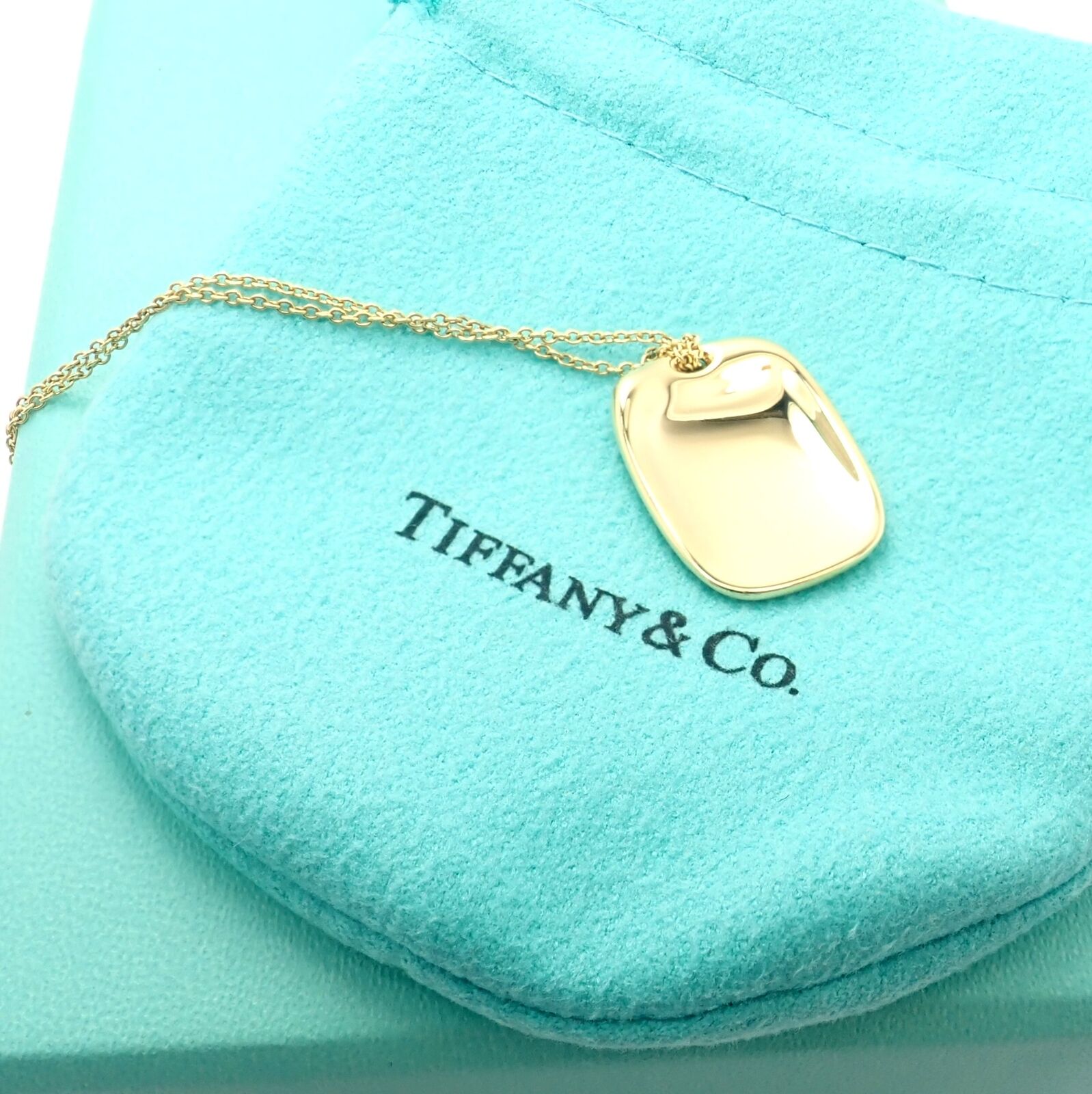 Tiffany & Co 18k Yellow Gold Rectangle Concave Disc ID Necklace - Elegant Personalized Jewelry for Women - Perfect for Gifts, Anniversaries & Special Occasions