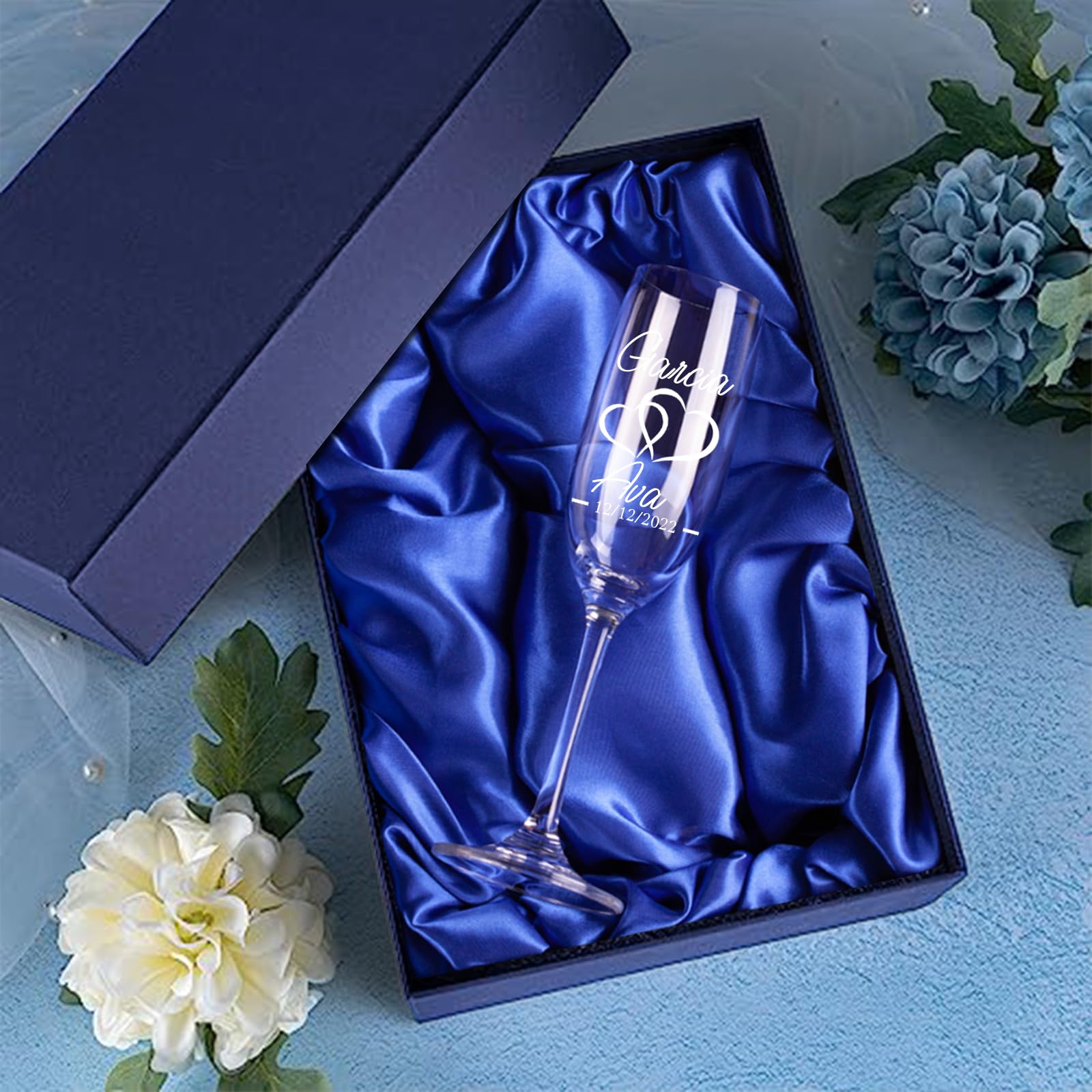 Personalized Mr & Mrs Wedding Champagne Glasses Set of 2 - Engraved Couple's Toasting Flutes with Custom Names & Date - Perfect for Engagement, Anniversary & Wedding Decor Gifts - Romantic Celebrations & Special Occasions