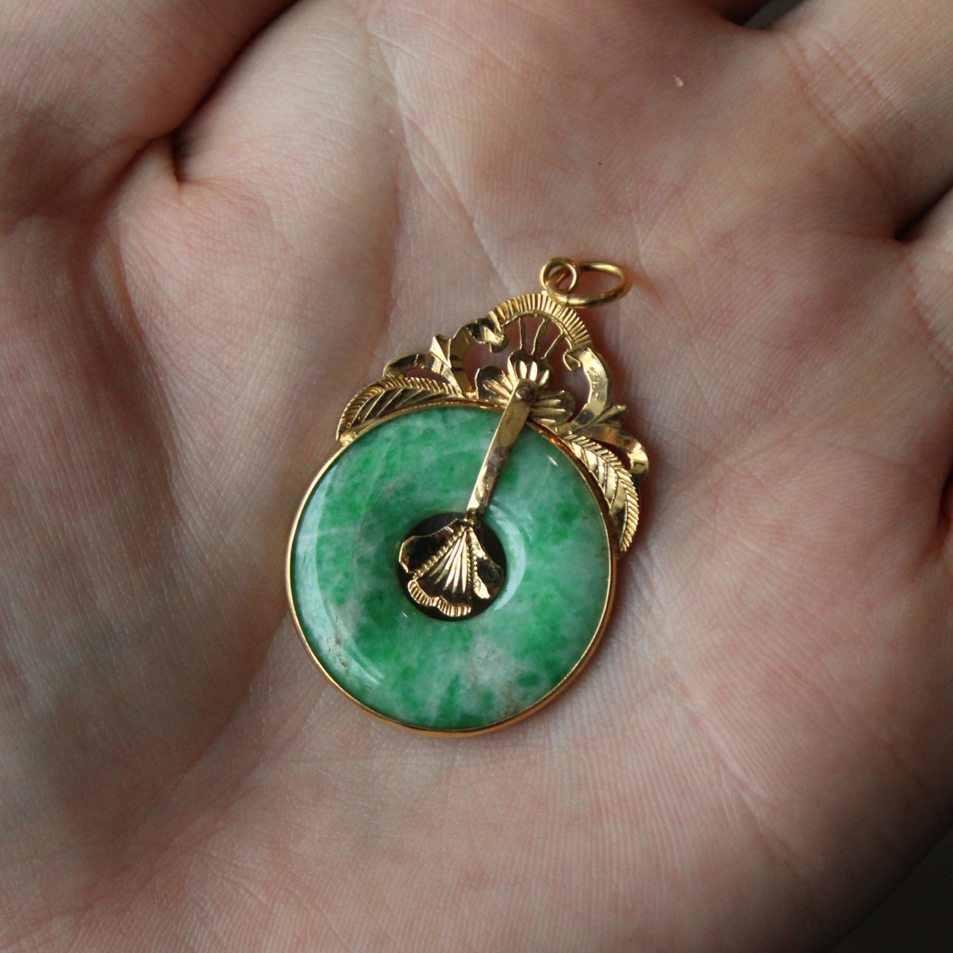 Natural Jadeite Pendant Necklace | 18.50 Carat AAA Quality | Elegant Jewelry Gift for Women | Perfect for Weddings, Anniversaries & Special Occasions