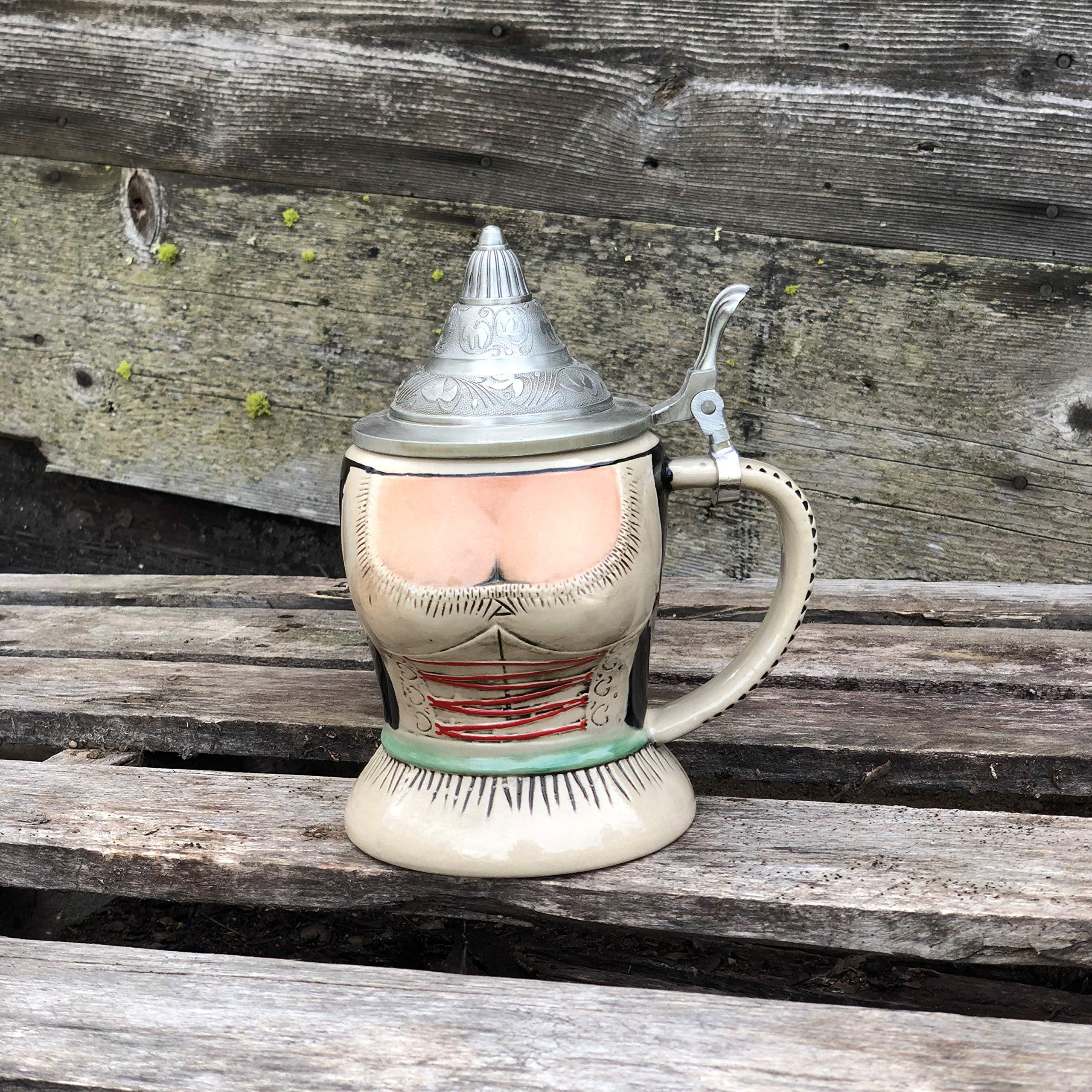 Authentic German Oktoberfest Beer Stein Mug Set - 0.55L Ceramic Beer Mug with Lid, Traditional Oktoberfest Drinking Glasses & Dirndl Accessories - Perfect for Oktoberfest Parties, Beer Tasting Events & German Themed Celebrations