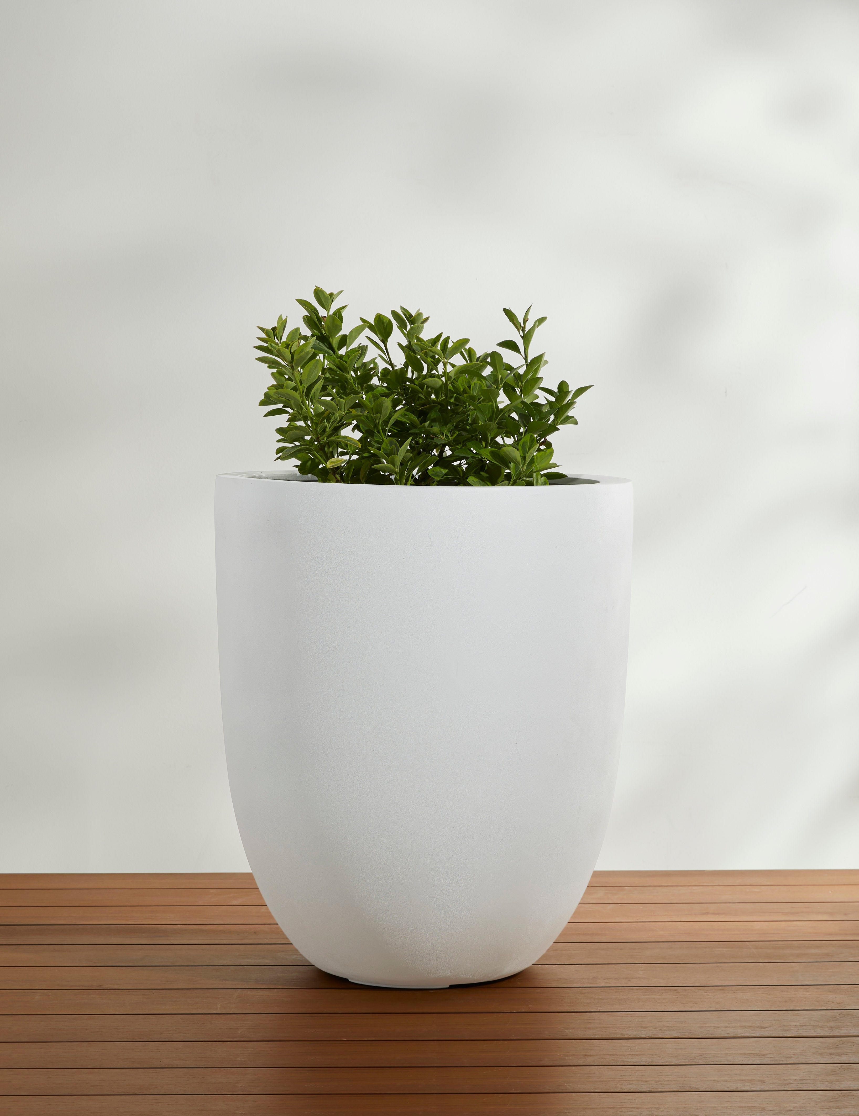 Campania International Bradford Planters - Elegant Garden Planters for Outdoor & Indoor Decor - Perfect for Patios, Balconies, and Home Gardens