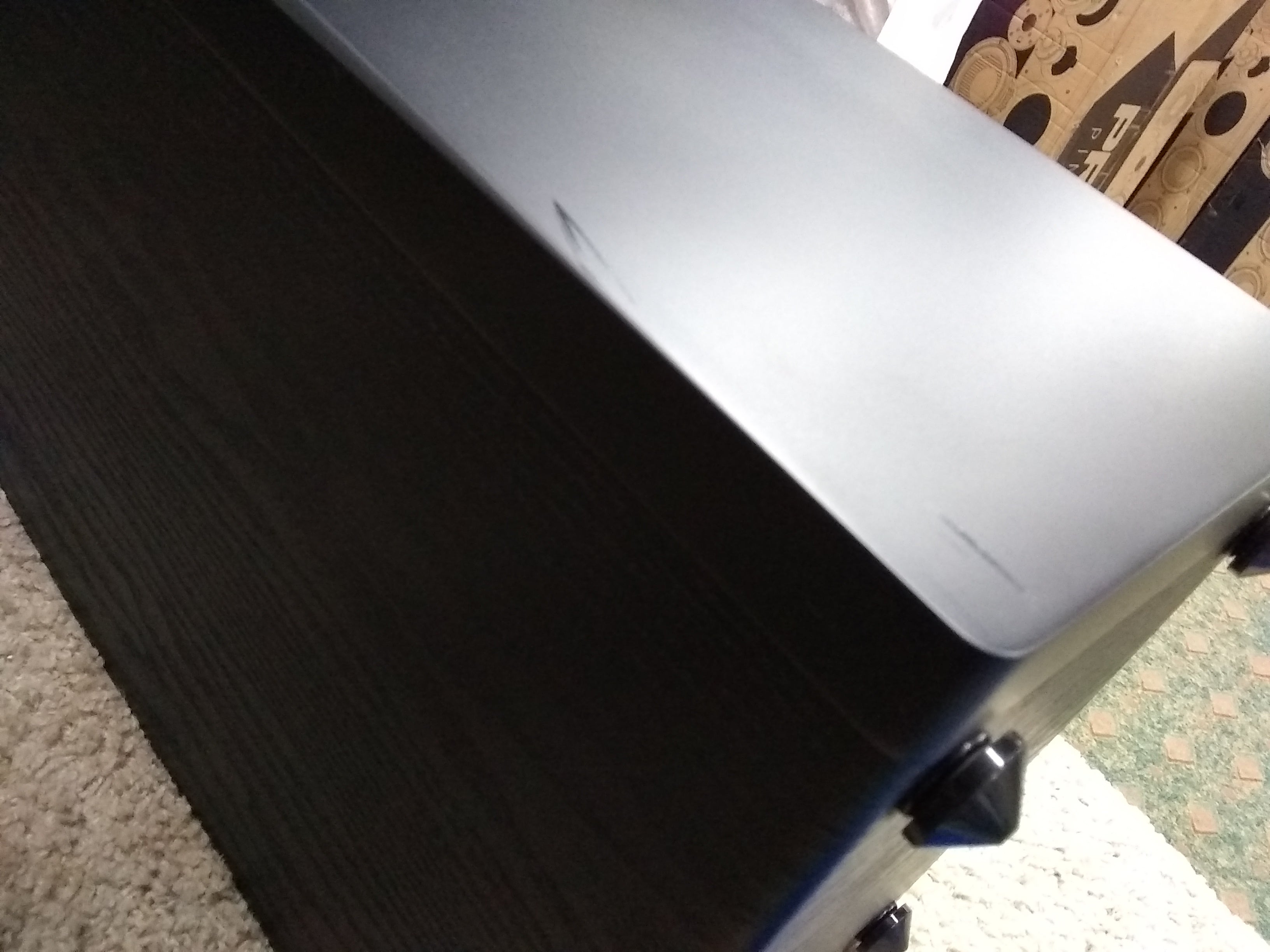 Prime Tower Black Ash Power Outlet with 1360W Capacity - Perfect for Home, Office, and Workshop Use