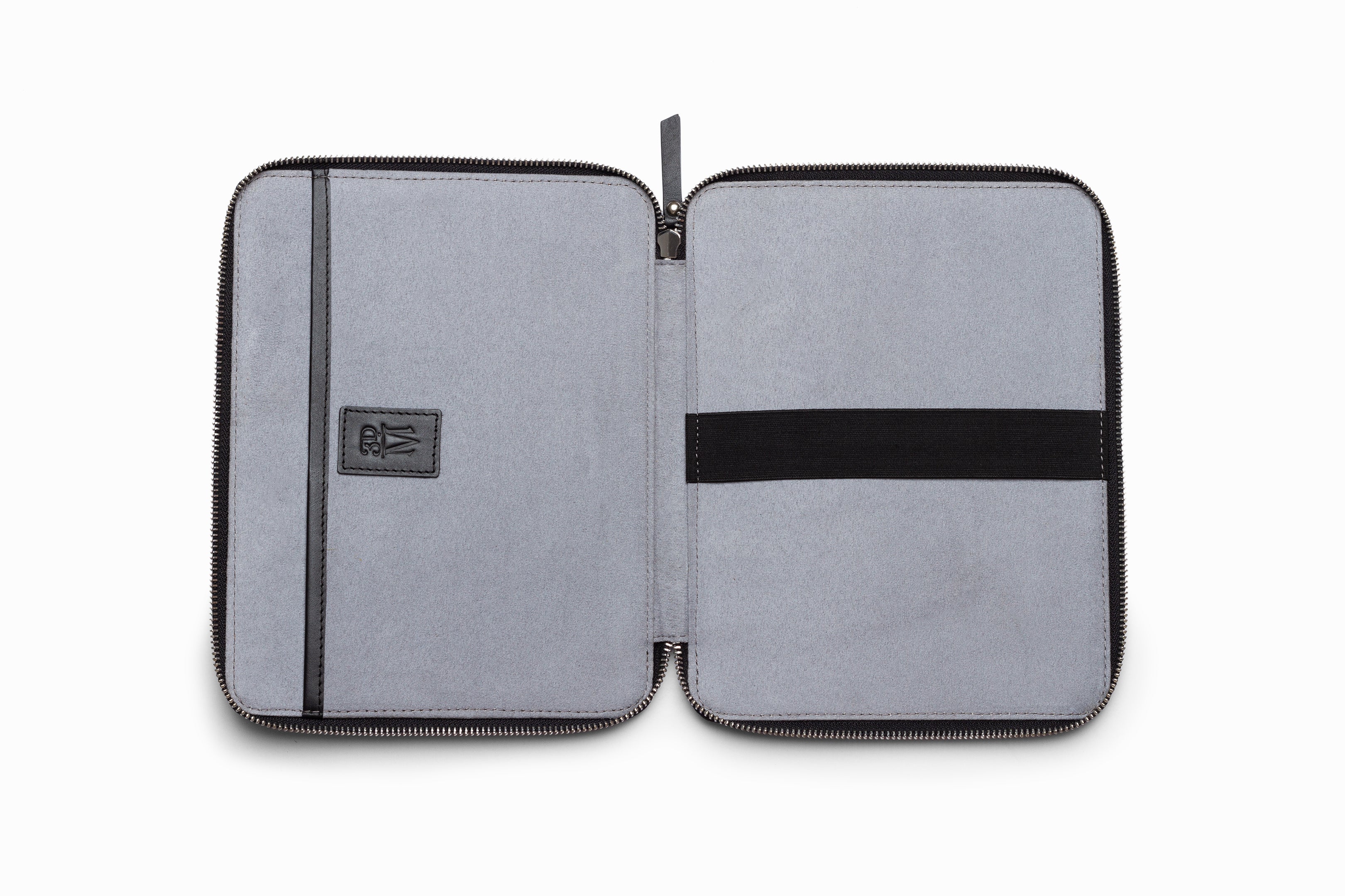 Premium iPad Case with Crocodile Texture - Durable & Stylish Protection for iPad (6th/7th/8th Gen) | Perfect for Work, Travel & Everyday Use