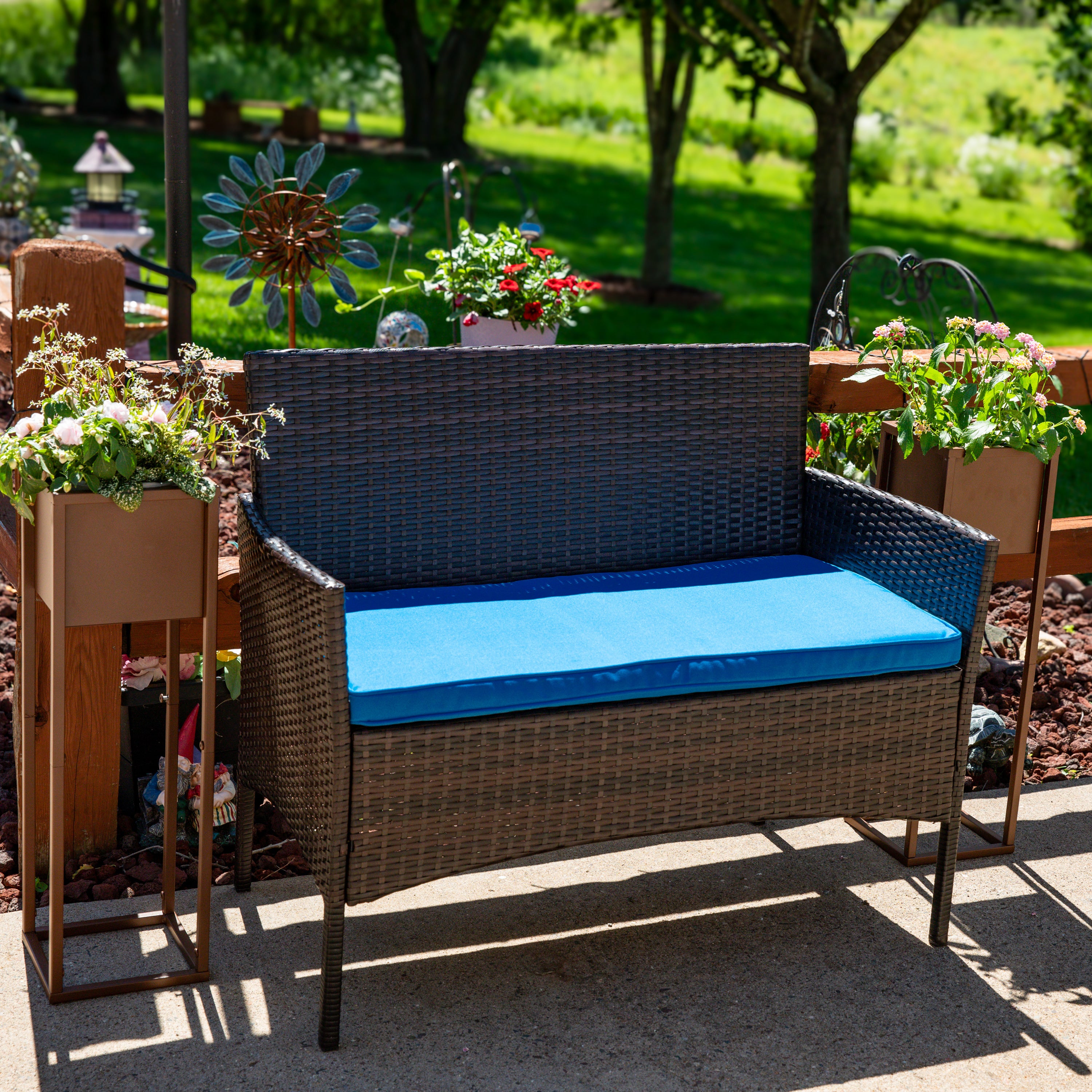 Modern Metal Planter Boxes with Legs - Set of 2, Indoor/Outdoor Garden Planters for Patio, Balcony & Home Decor - Rust-Resistant & Durable Design