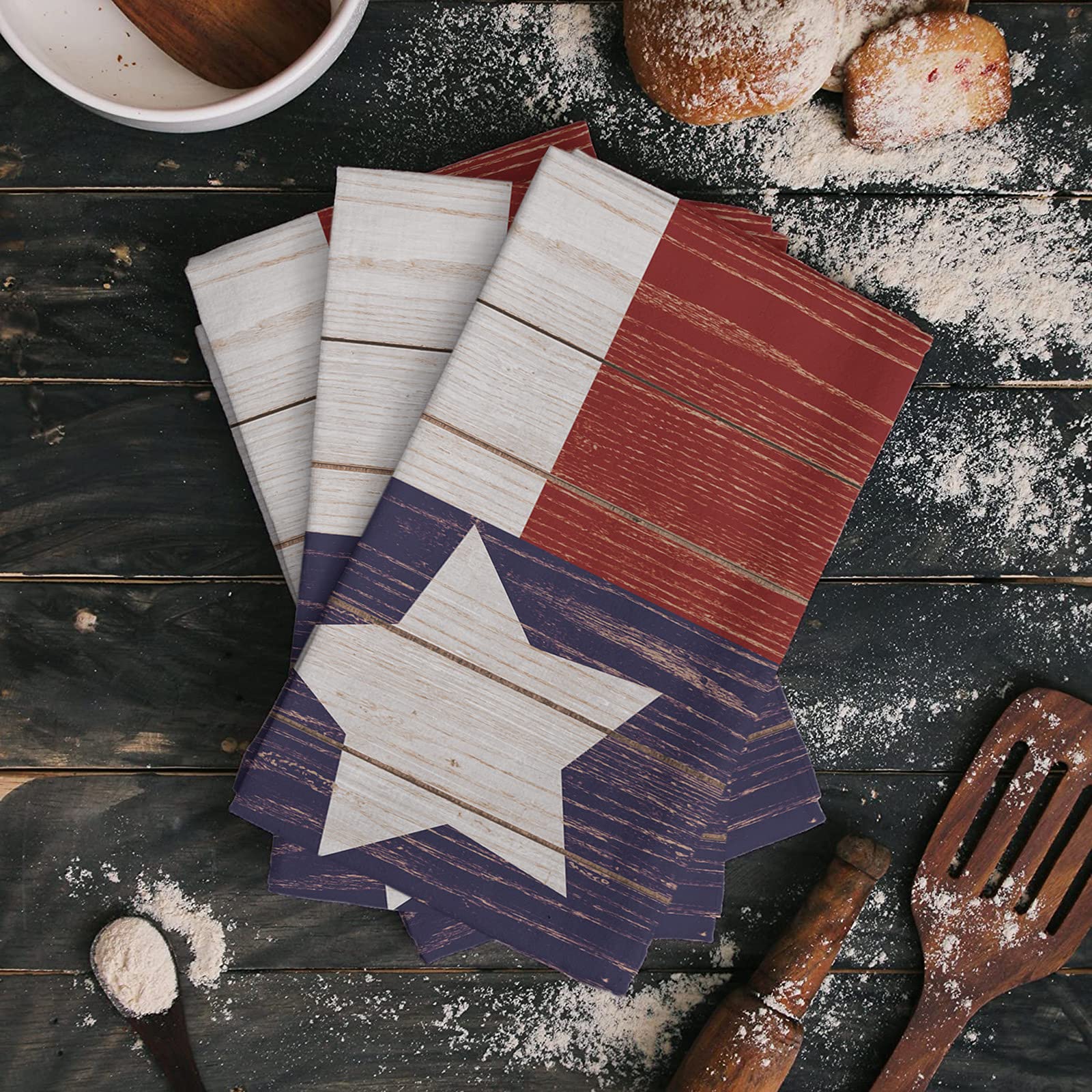 Texas Star Absorbent Microfiber Kitchen Towels Set of 2 - Ultra Soft Reusable Dish Cloths for Nonstick Oil, Fast Drying - Rustic Wood Design Tea Towels for Kitchen & Bathroom Decor - Perfect for Cooking, Cleaning, and Home Decoration