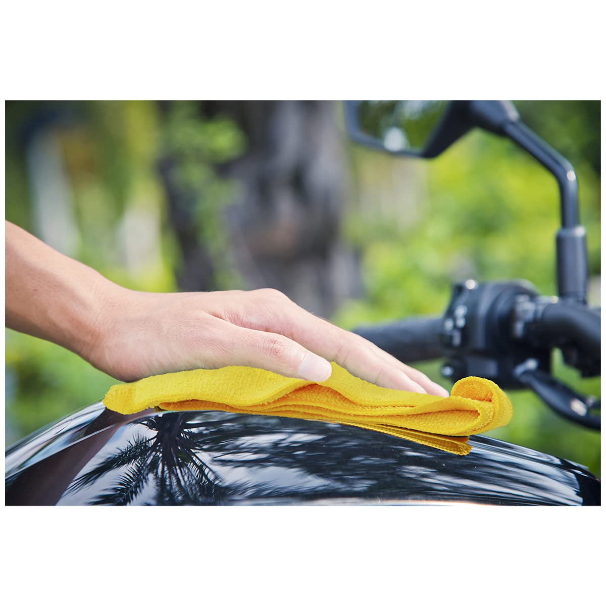 Kirkland Signature 713160 Ultra Plush Microfiber Towels - 36 Pack, Yellow, 40.6 x 40.6 cm (16 x 16 inches) - Super Absorbent & Quick-Drying Bath, Gym, Spa & Beach Towels for Home & Travel