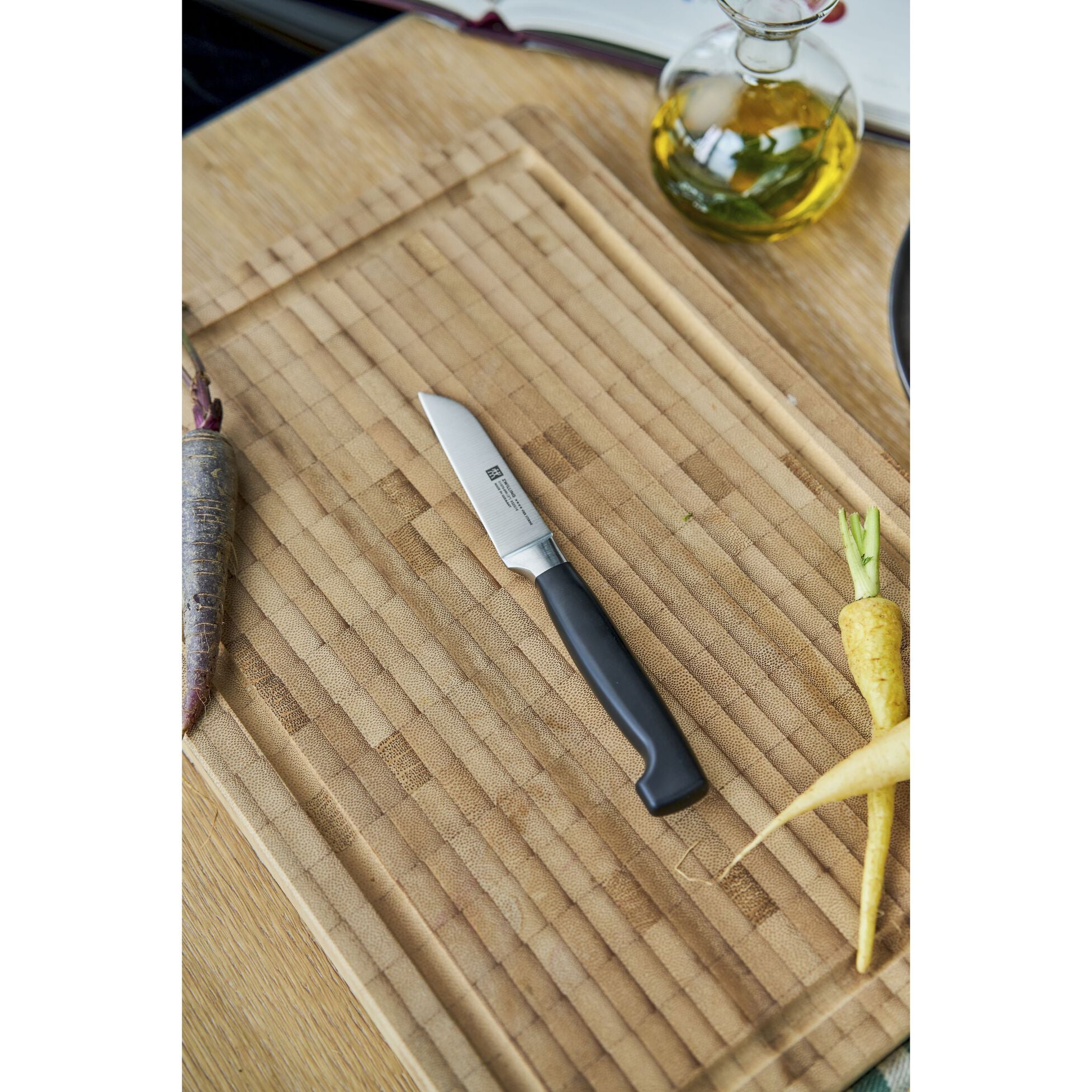 ZWILLING Four Star 3 Vegetable Knife - 8-Inch Chef's Knife for Professional Cooking, Slicing & Dicing - German Stainless Steel Blade with Ergonomic Handle - Perfect for Home Chefs & Culinary Enthusiasts
