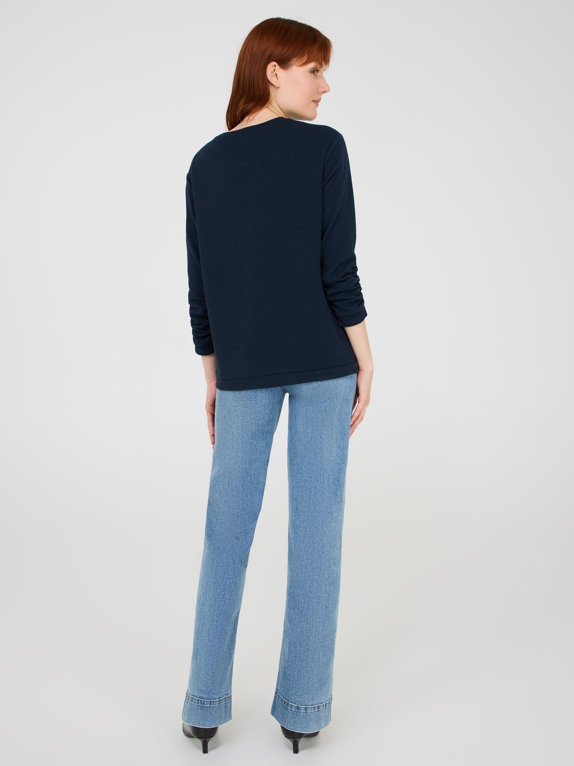 Stylish 3/4 Ruched Sleeve Jacquard Sweatshirt for Women | Trendy Pullover with Floral Pattern | Perfect for Casual Outings & Coffee Dates