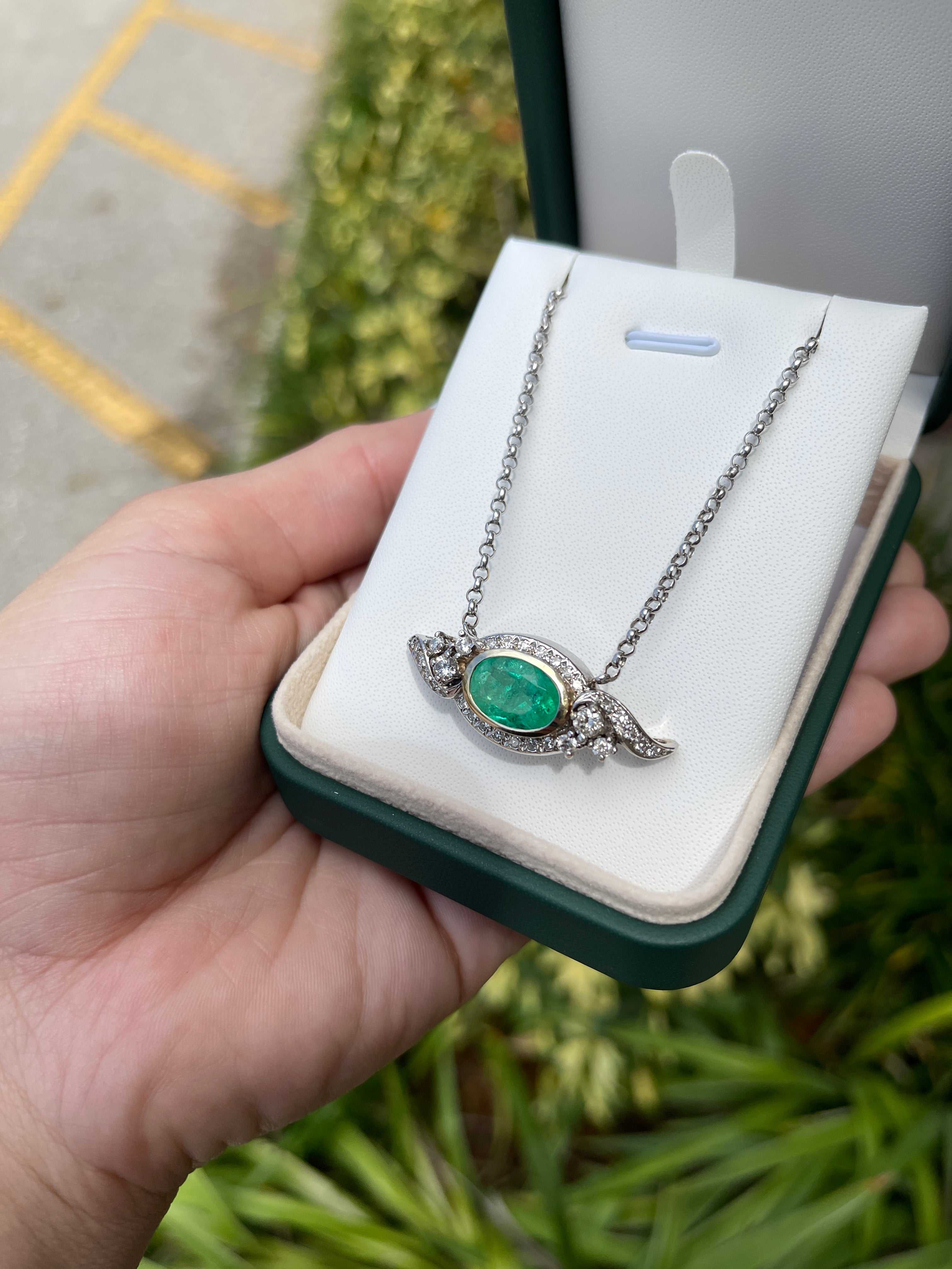 5.05tcw Vintage Oval Emerald & Diamond Accent Necklace in 14K Two-Tone Gold - Elegant Jewelry for Weddings, Anniversaries & Special Occasions