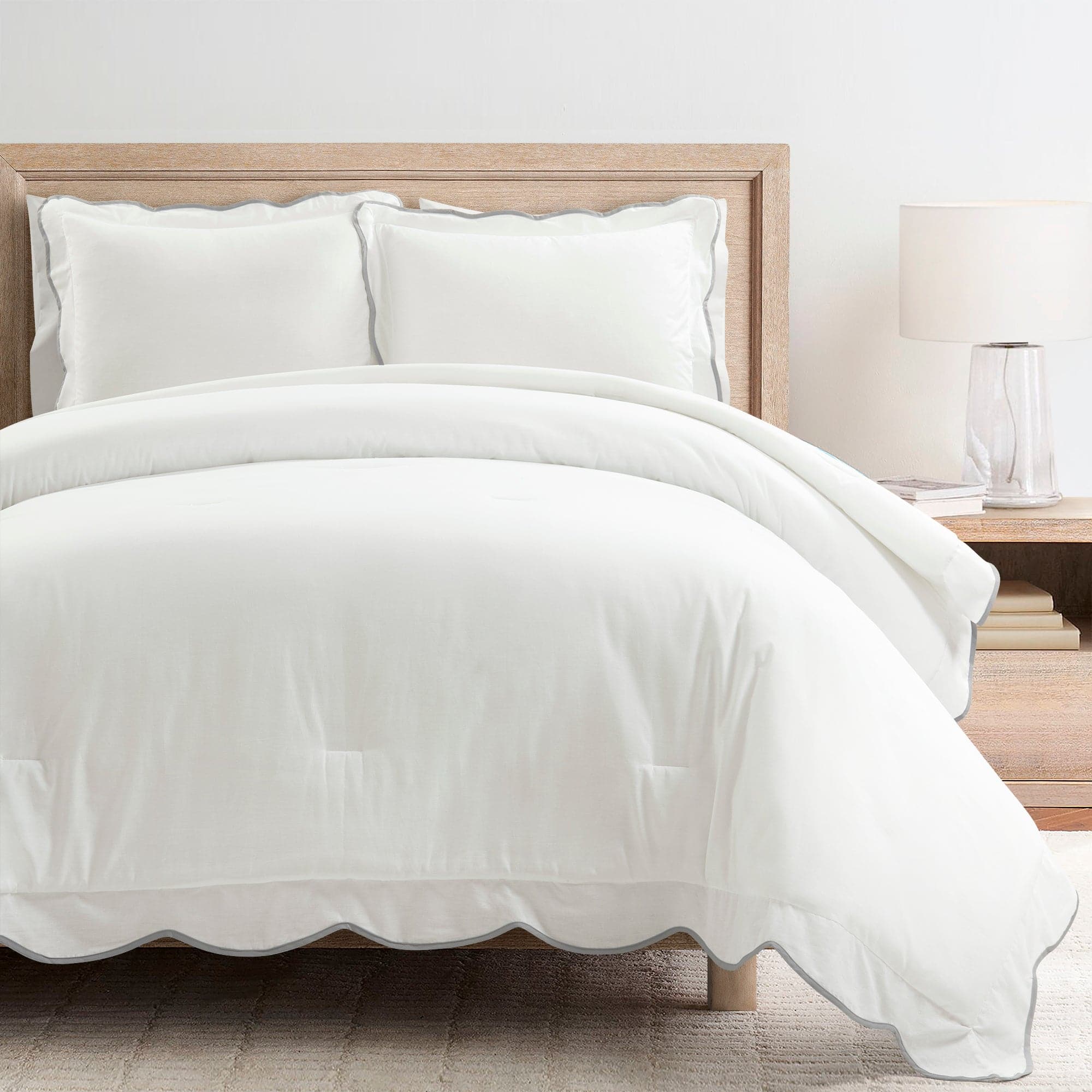 Coastal Chic Scalloped Edge 3-Piece Comforter Set - Queen Size Bedding with Duvet Cover & Pillow Shams - Perfect for Beach House, Guest Room or Master Bedroom Decor
