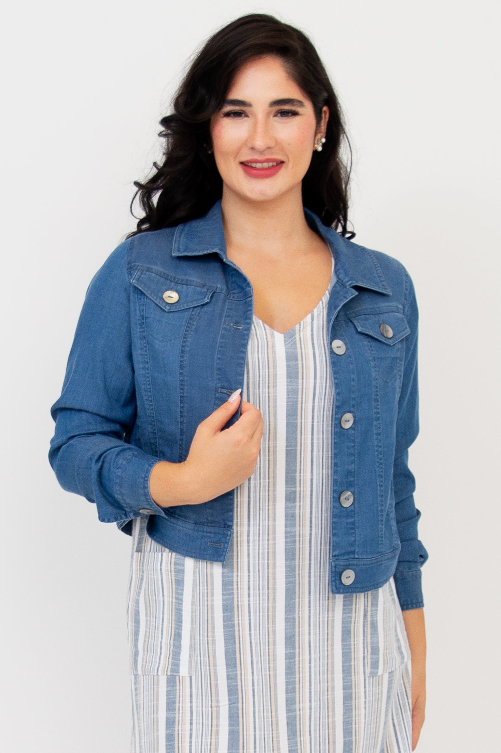 Colleen Jacket - Women's Tencel Denim Jacket for Spring & Fall | Lightweight, Breathable & Stylish Outerwear for Casual Wear, Office & Weekend Outings