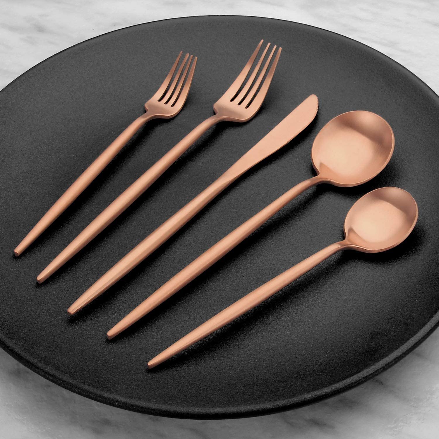 20-Piece Matte Rose Gold Silverware Set - Stainless Steel Satin Finish Flatware Cutlery for 4 People | Elegant Copper-Toned Spoons & Forks | Dishwasher Safe Kitchen Utensils | Perfect for Dinner Parties, Wedding Gifts & Upscale Dining