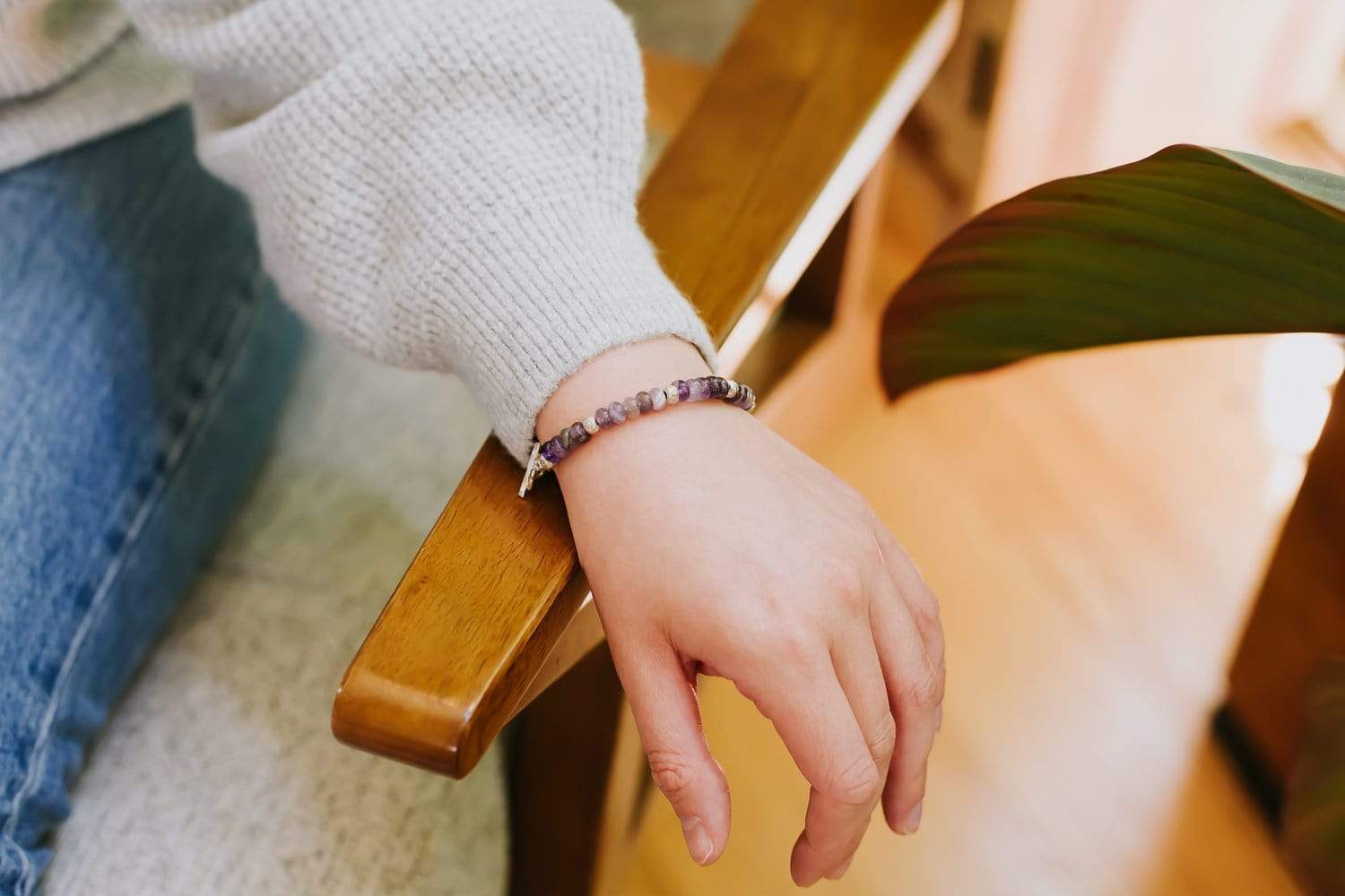 Natural Amethyst Healing Bracelet for Women - Positive Energy & Stress Relief - Perfect for Meditation, Yoga & Spiritual Balance