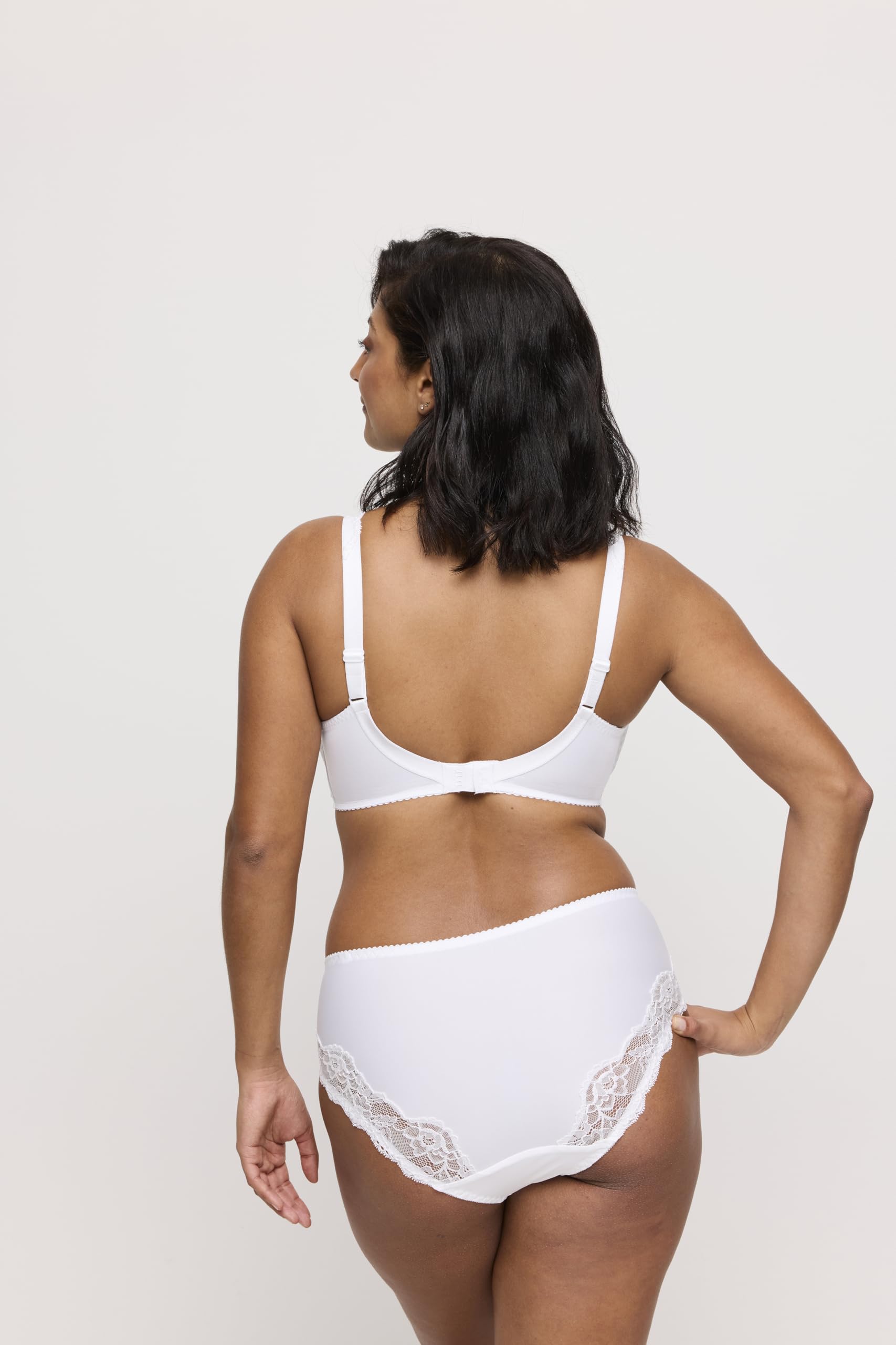 PrimaDonna Madison Full Coverage Side Support Bra 36G - Comfortable Plus Size Lingerie for Women, Perfect for Everyday Wear & Special Occasions