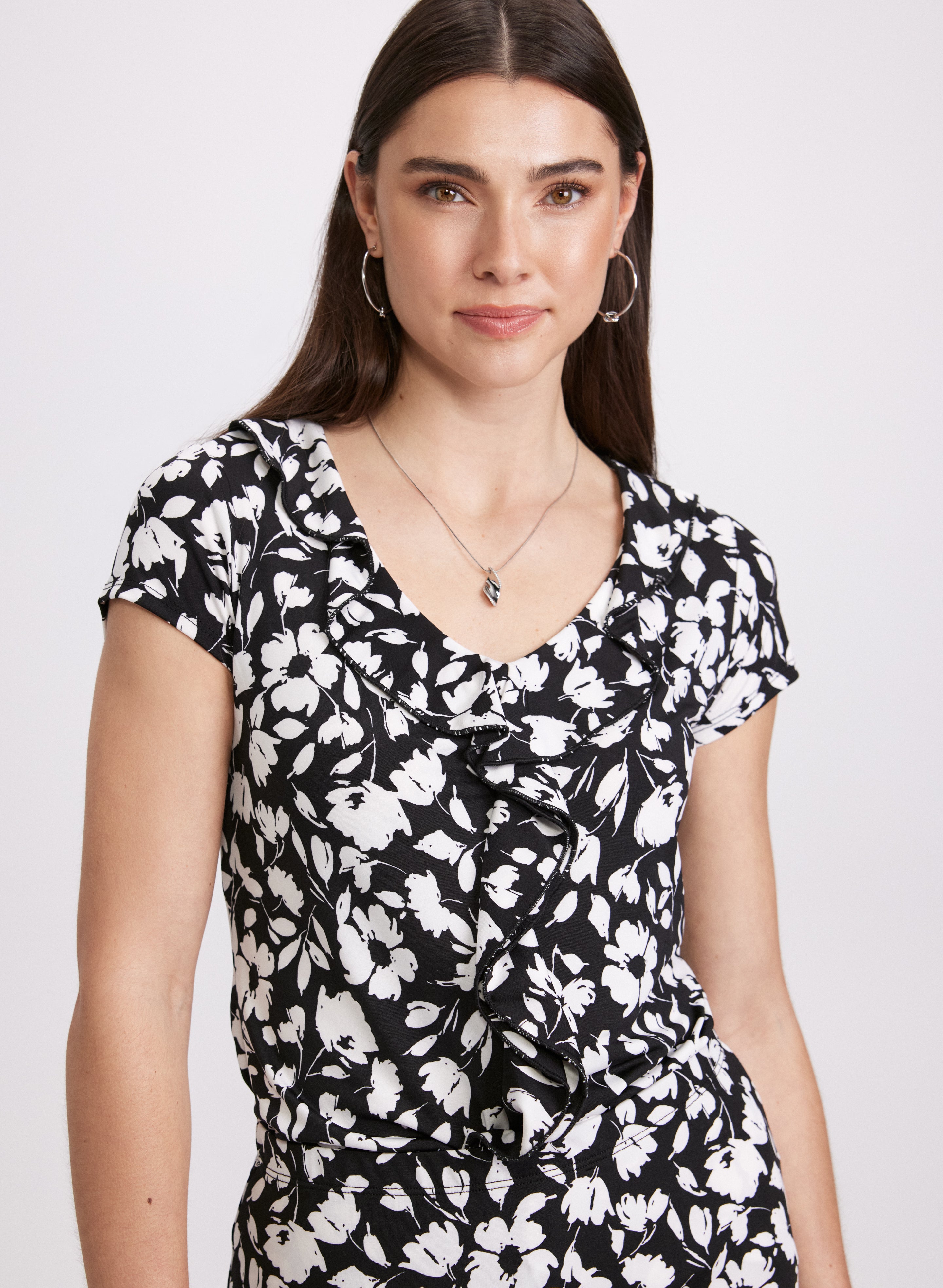 Floral Ruffle Front Blouse for Women - Elegant Floral Print Ruffled Top for Spring & Summer - Perfect for Casual Outings, Date Nights & Office Wear