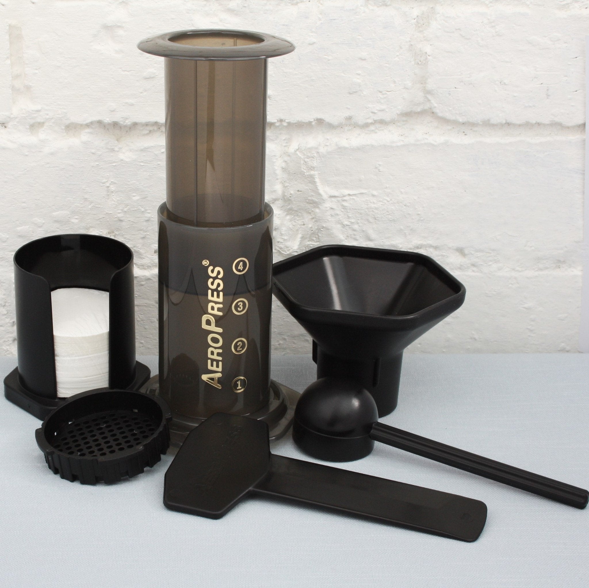 AeroPress Coffee Maker – Portable Espresso Machine for Travel, Camping & Home Use – Easy to Use, Fast Brewing, Durable & BPA-Free – Perfect for Coffee Lovers On-The-Go