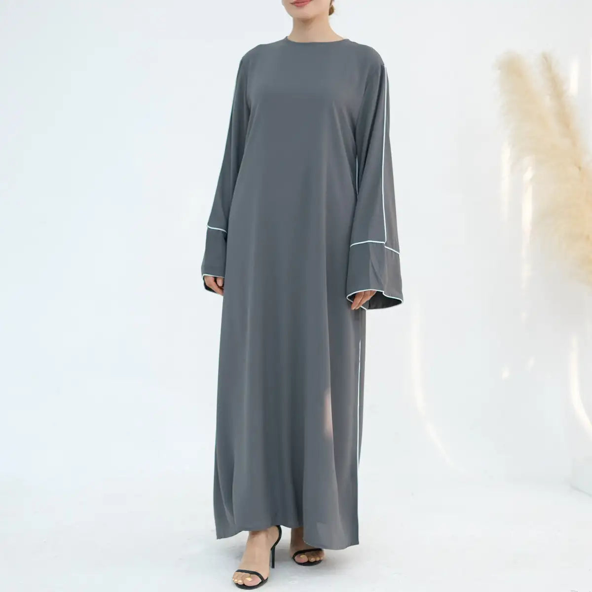 Elegant Solid Color Hem Abaya Dress - Modest Islamic Fashion for Women | Perfect for Prayer, Mosque, and Everyday Wear