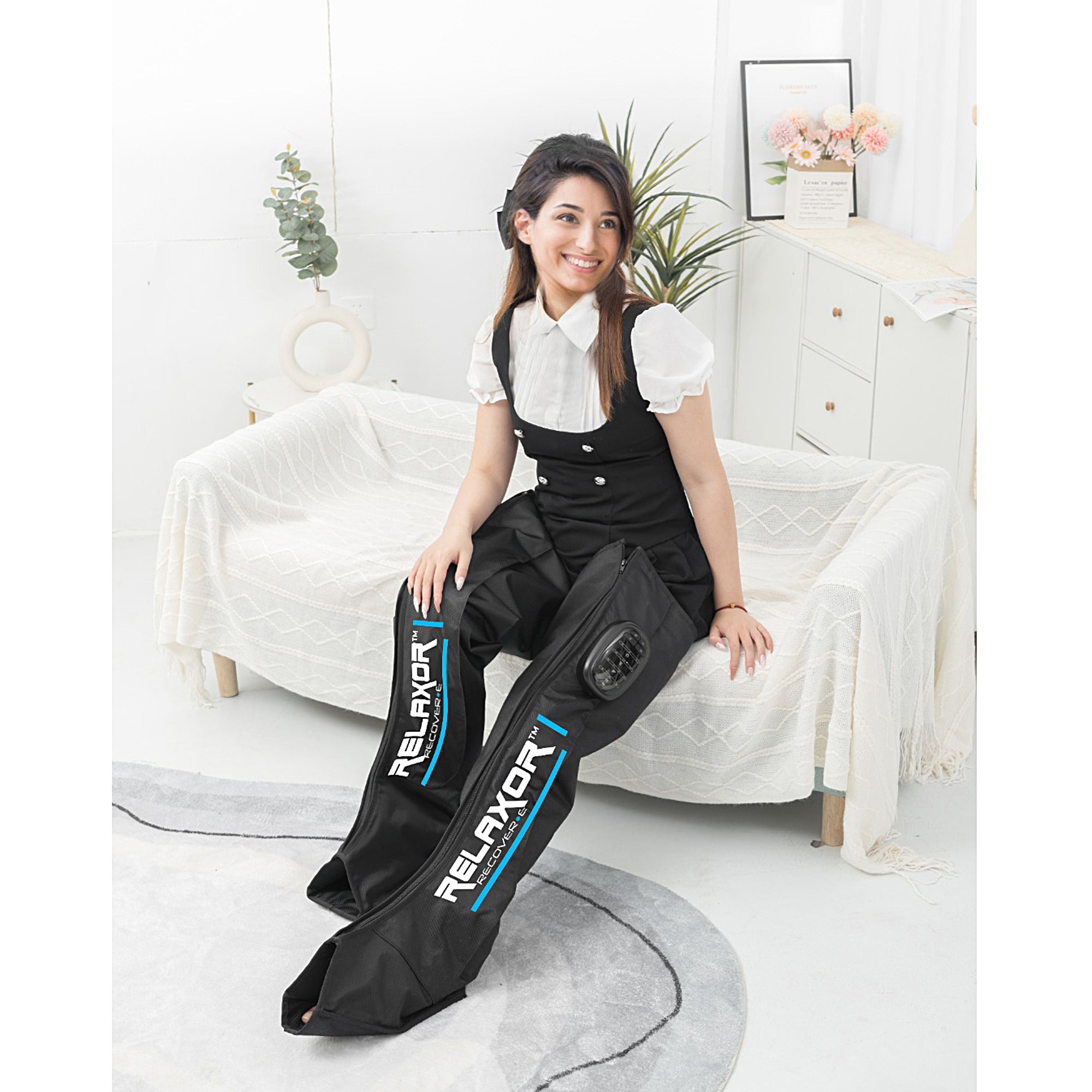 Relaxor Recover E Full Leg Recovery Therapy - Compression Sleeves for Muscle Pain Relief & Circulation - Ideal for Athletes, Runners & Post-Workout Recovery