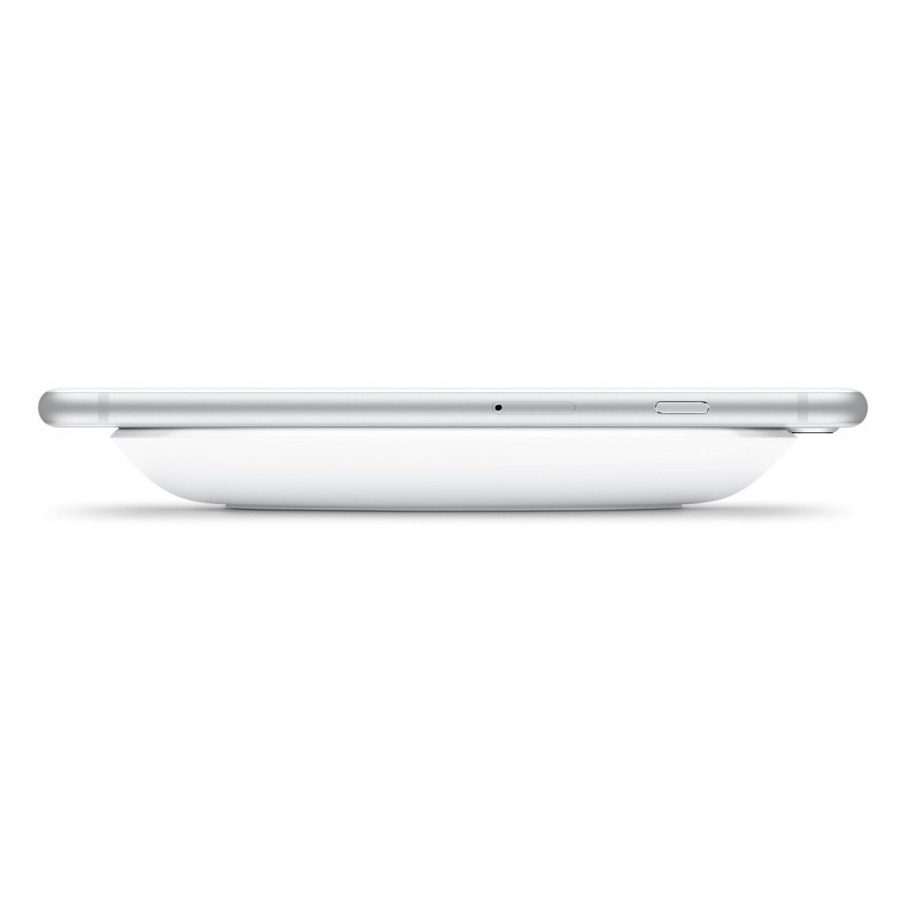 Belkin 7.5W Fast Wireless Charging Pad - Qi Certified for iPhone, Samsung Galaxy & AirPods - EU Plug (White) | Perfect for Bedside, Office & Car Charging
