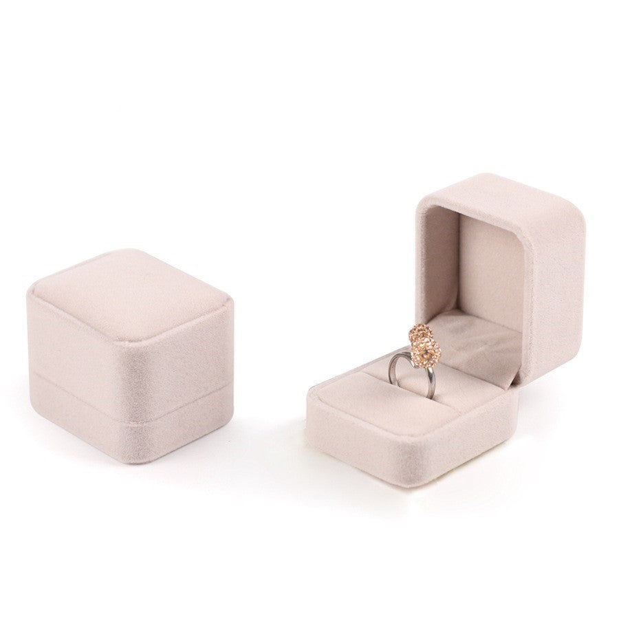 Soft Flannel Jewelry Box with Velvet Lining - Elegant Storage for Rings, Necklaces & Earrings - Perfect for Travel, Gifts & Home Organization