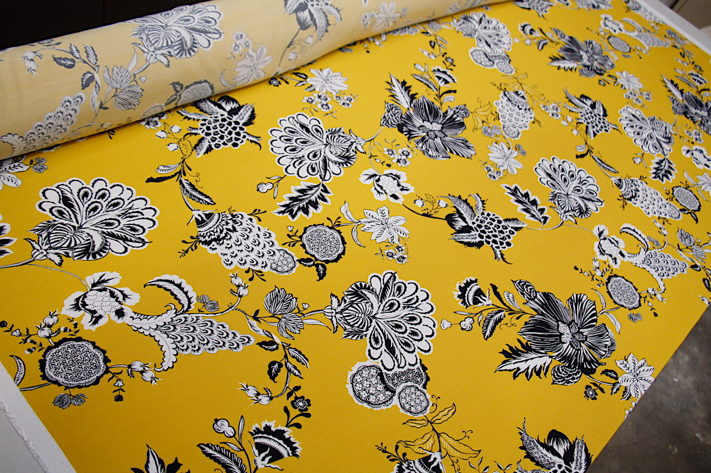 All On Yellow - Trendy Fashion Apparel & Accessories for Women | Perfect for Casual Outfits, Street Style & Summer Looks