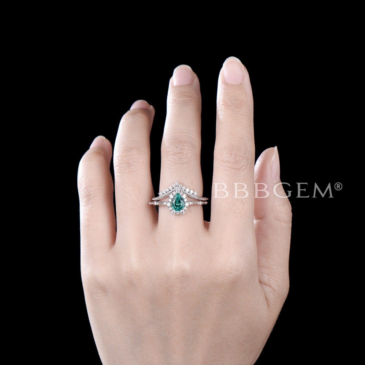 Pear Emerald Ring Set - Green Emerald Gemstone Anniversary Ring with Diamond Chevron Band - Perfect for Weddings, Engagements & Special Occasions