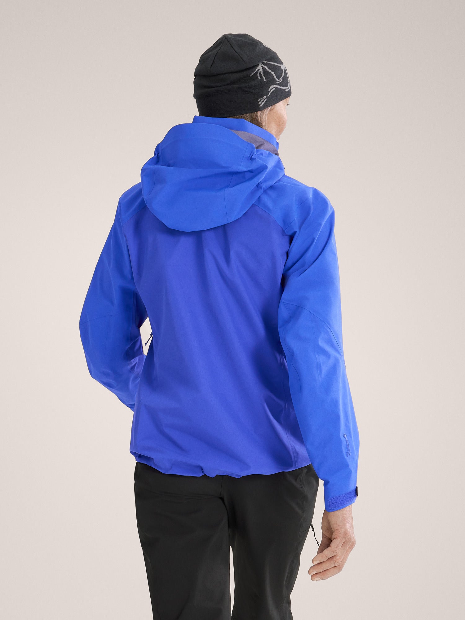 Women's Beta AR Jacket - Lightweight Waterproof Hiking Shell for Outdoor Adventures | Perfect for Trail Running, Camping & Mountain Climbing