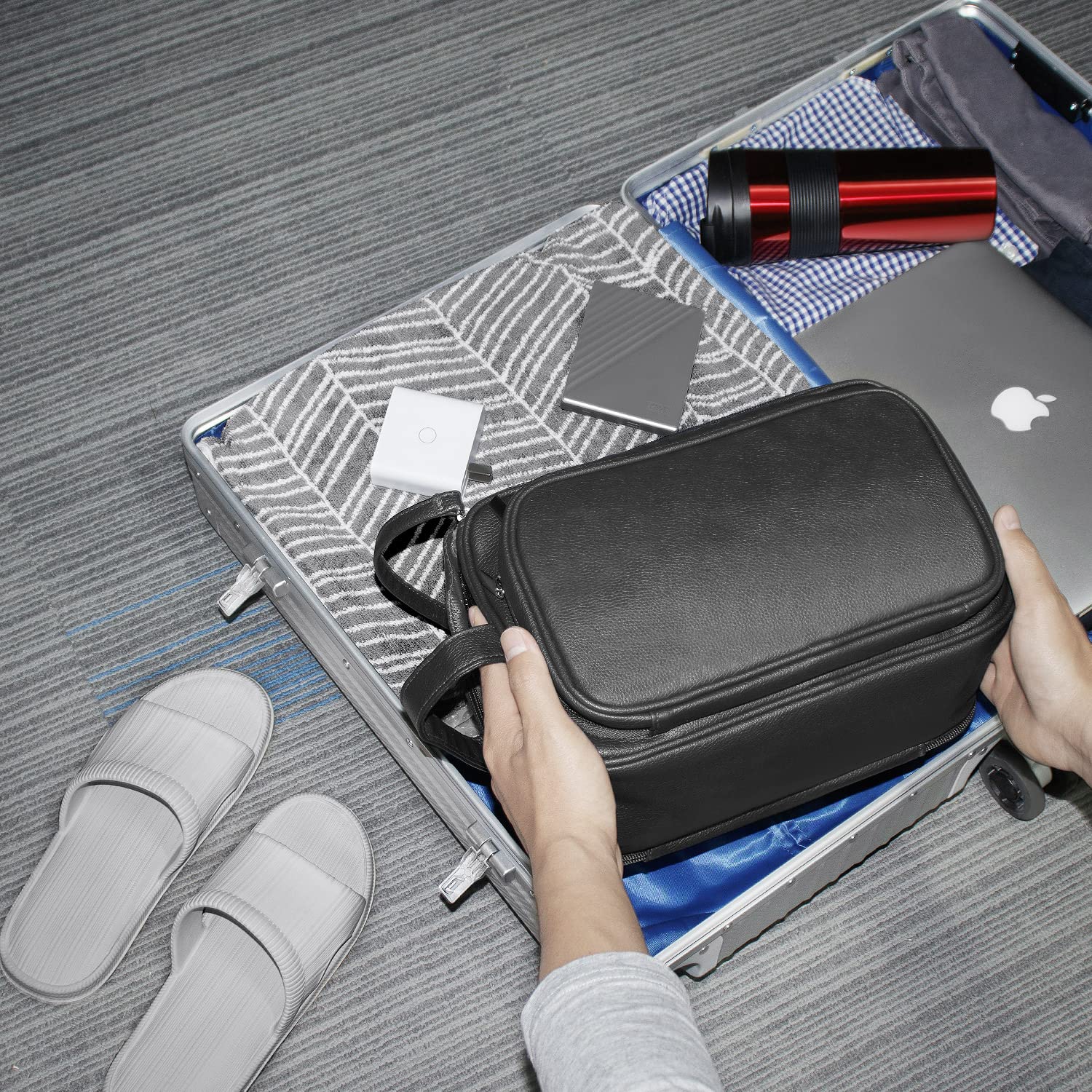Buruis Extra Large Water-Resistant PU Leather Travel Toiletry Bag for Men - Shaving Dopp Kit & Cosmetic Organizer with Multiple Pockets (Black) - Perfect for Business Trips, Gym, Camping & Vacation Essentials