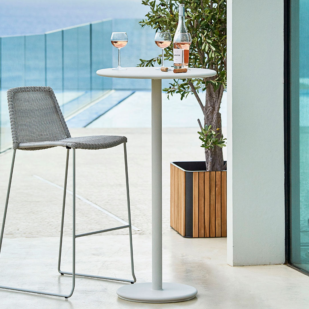 Round Bar Table for Home & Outdoor - Modern Pub Height Counter Table for Kitchen, Dining, Patio & Garden Parties