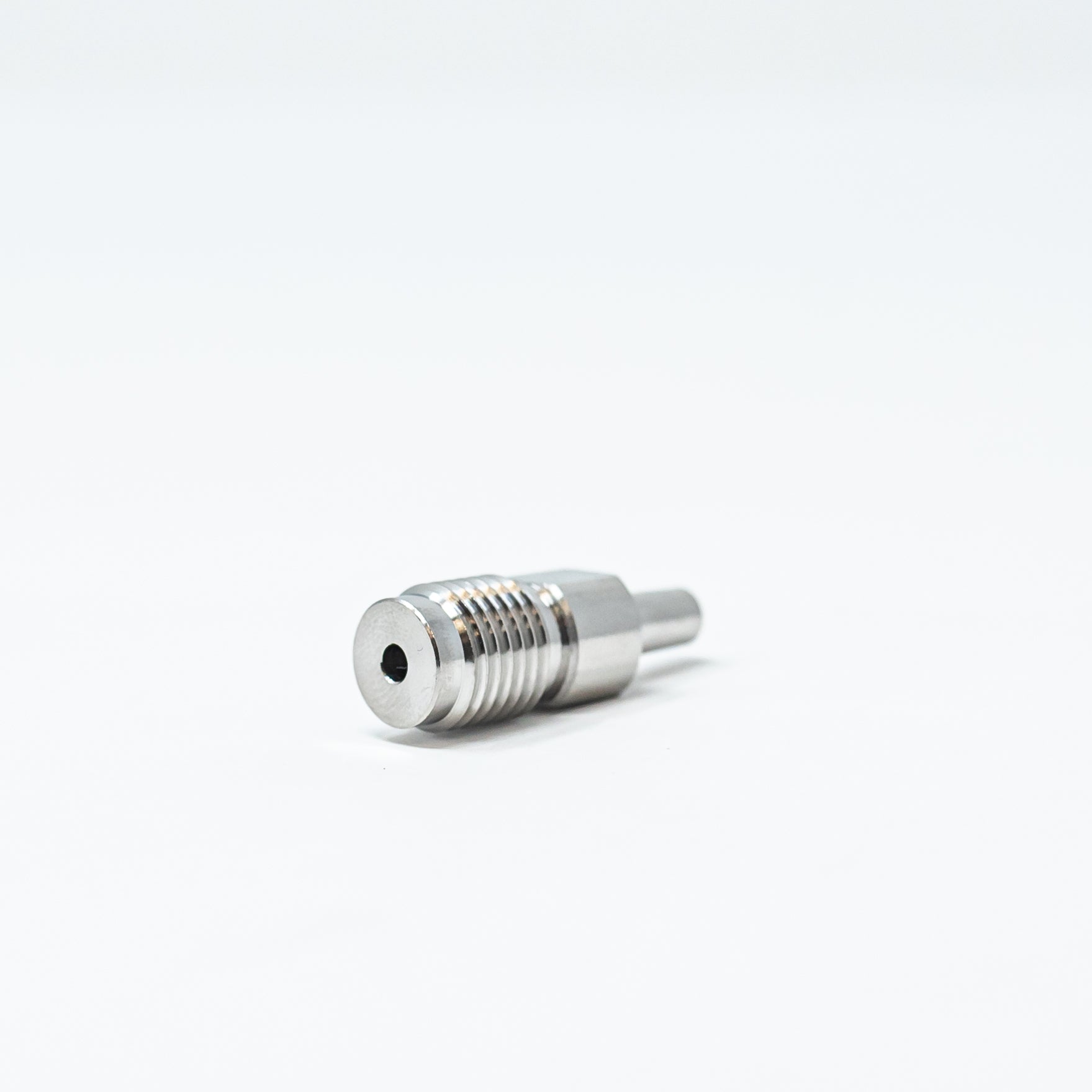 High-Quality Bottom Luer Fitting Connector for Medical & Laboratory Equipment | Secure Leak-Proof Connection for IV Tubes, Syringes & Fluid Transfer Systems